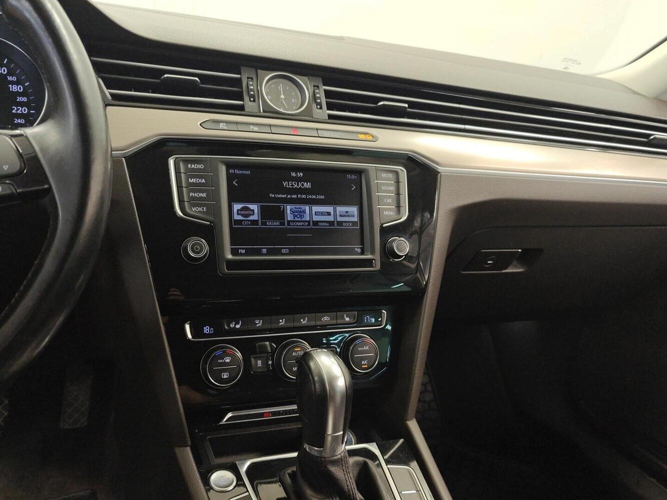Volkswagen Passat vaihtoauto