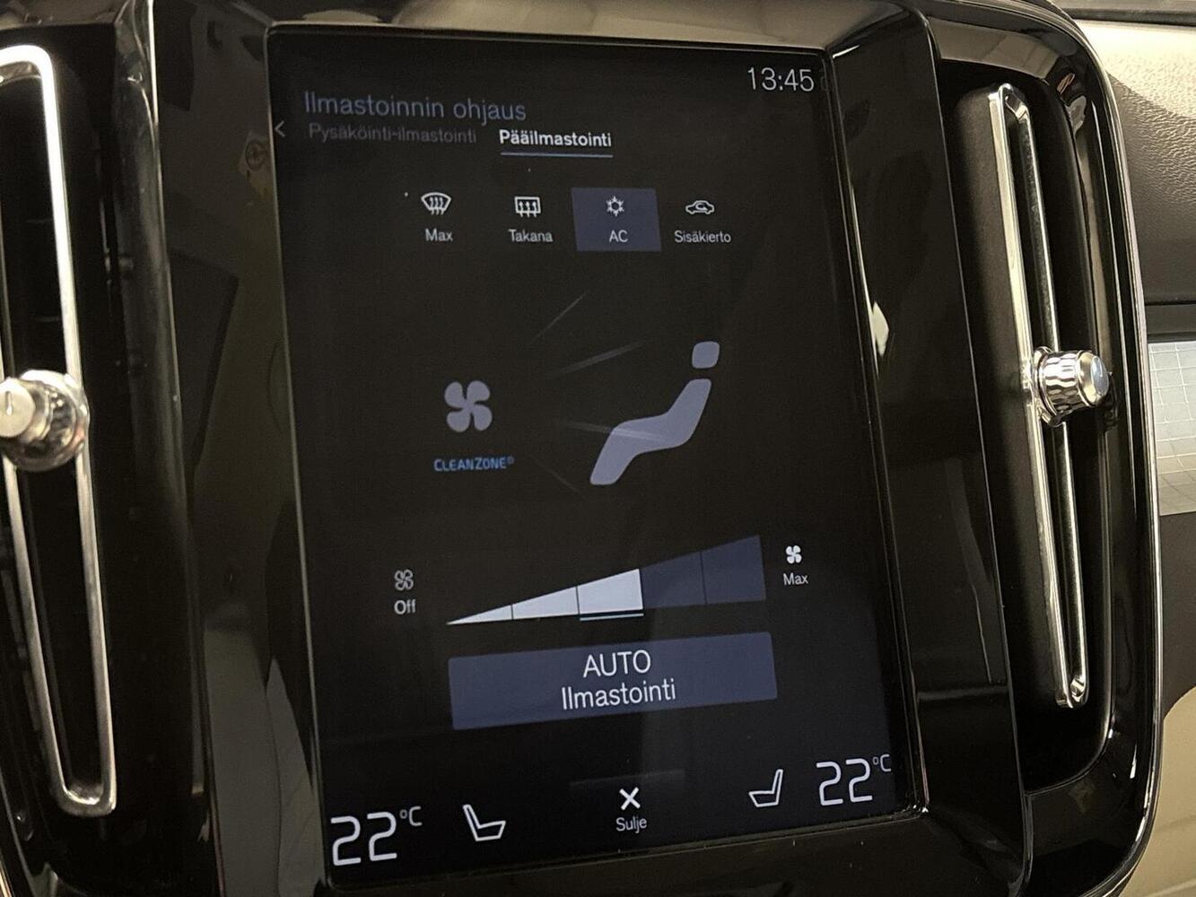 Volvo XC40 vaihtoauto