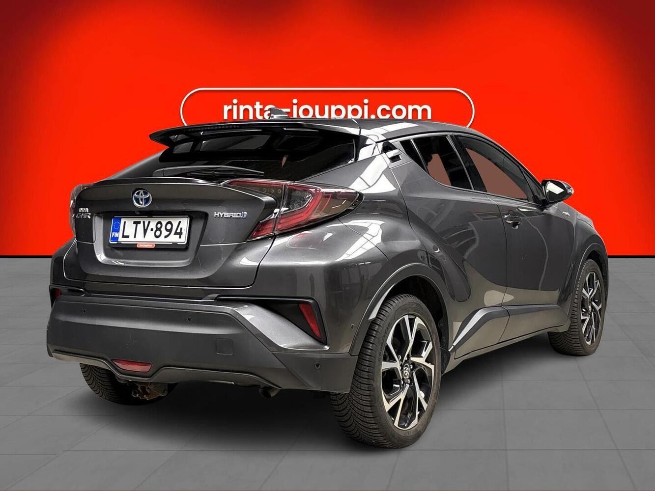 Toyota C-HR vaihtoauto