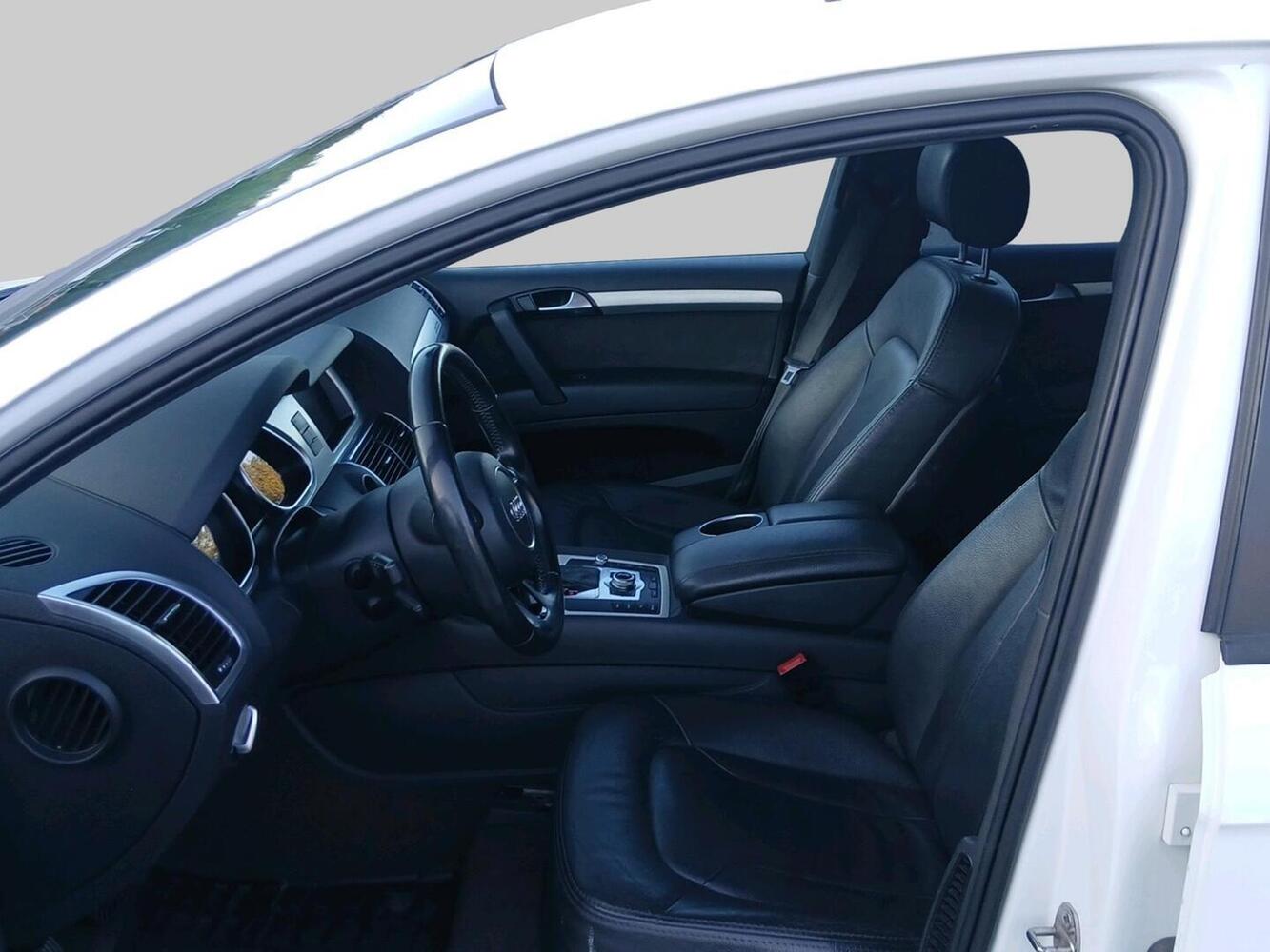 Audi Q7 vaihtoauto
