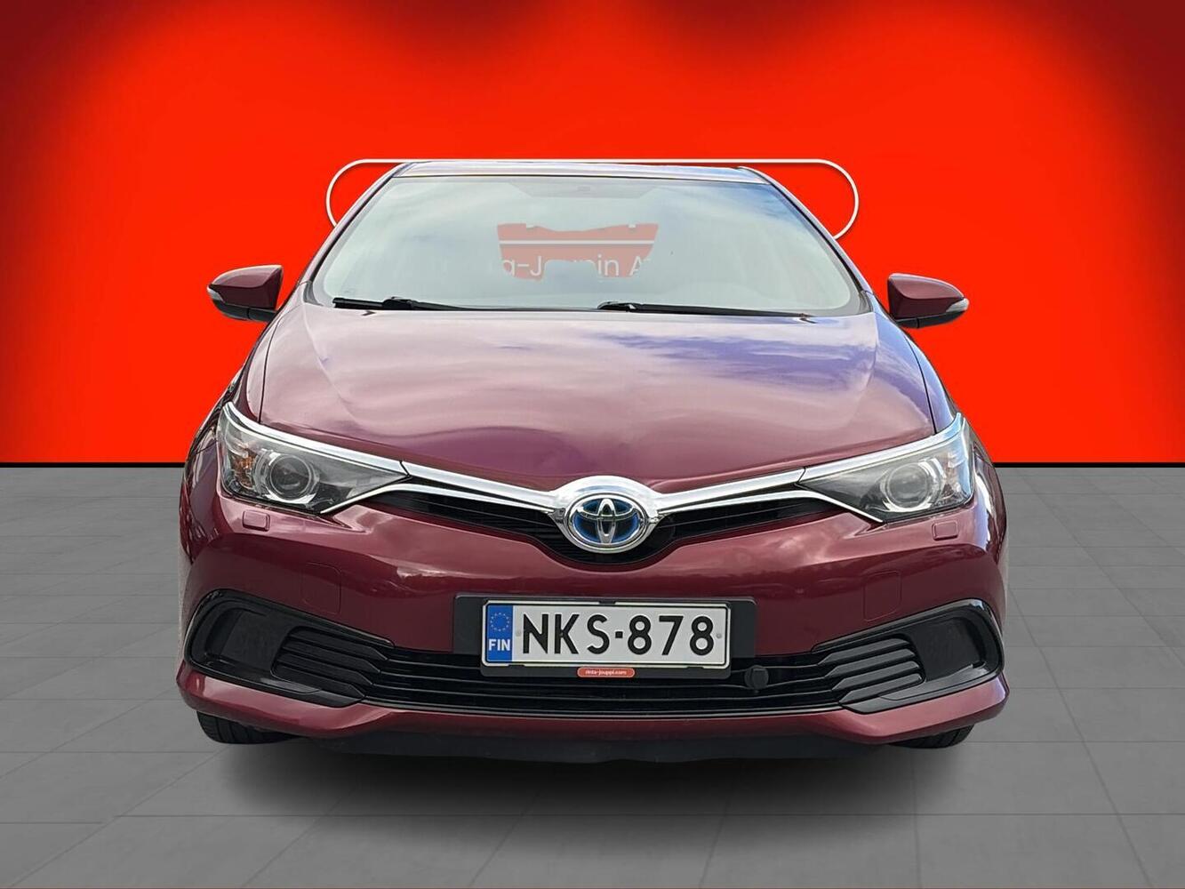 Toyota Auris vaihtoauto