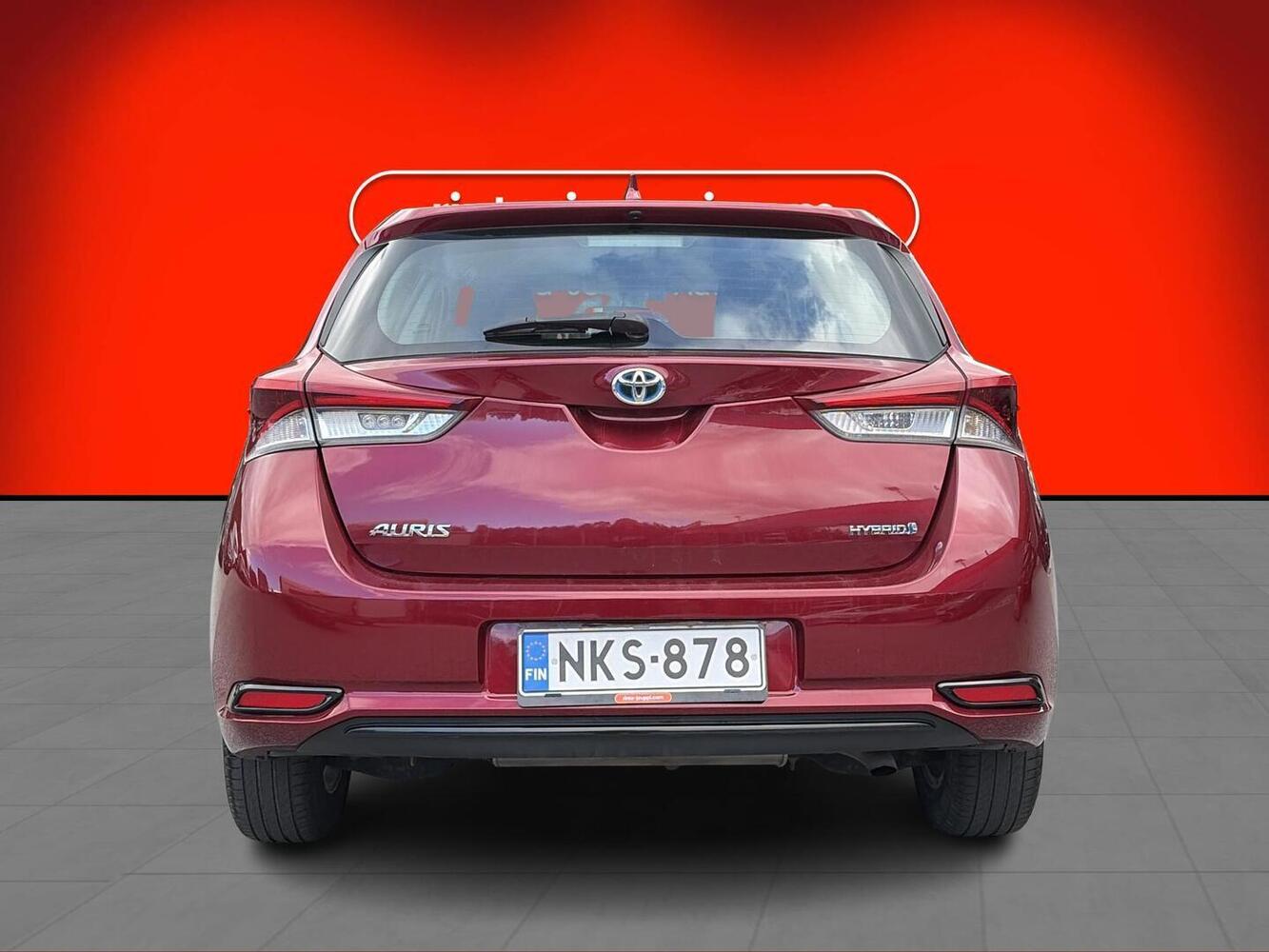 Toyota Auris vaihtoauto