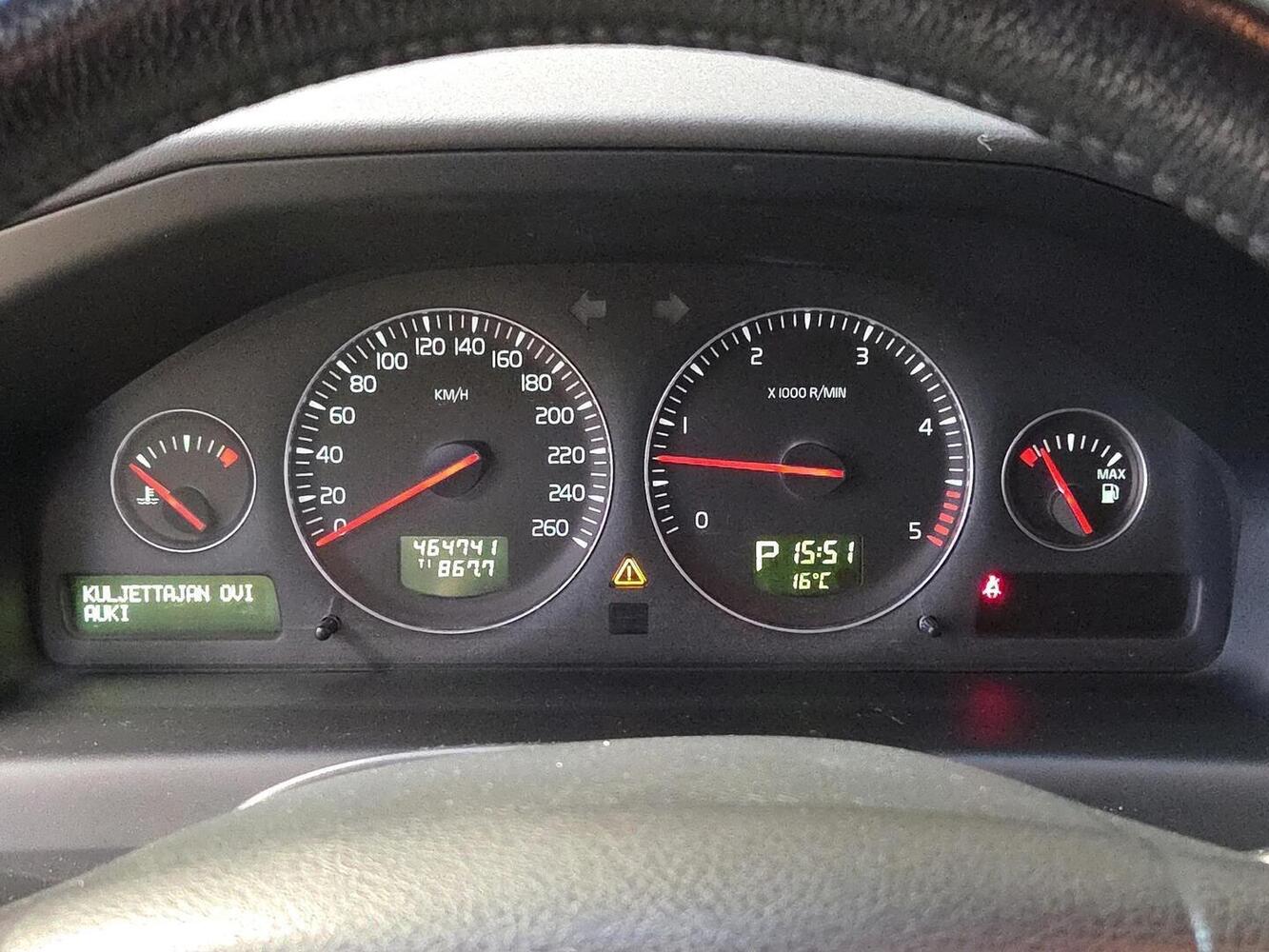 Volvo V70 vaihtoauto