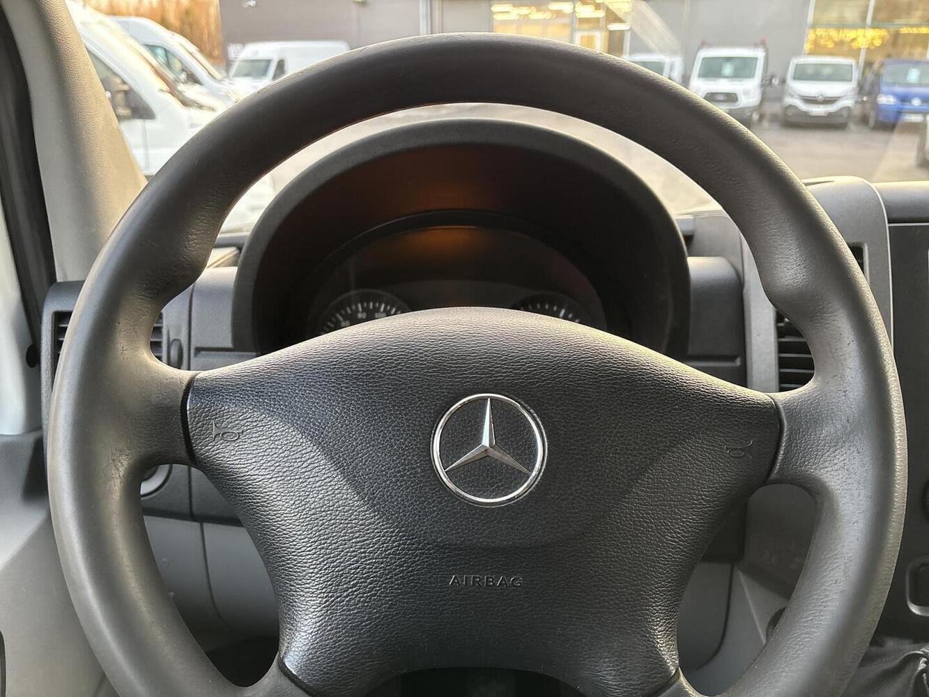 Mercedes-Benz Sprinter vaihtoauto