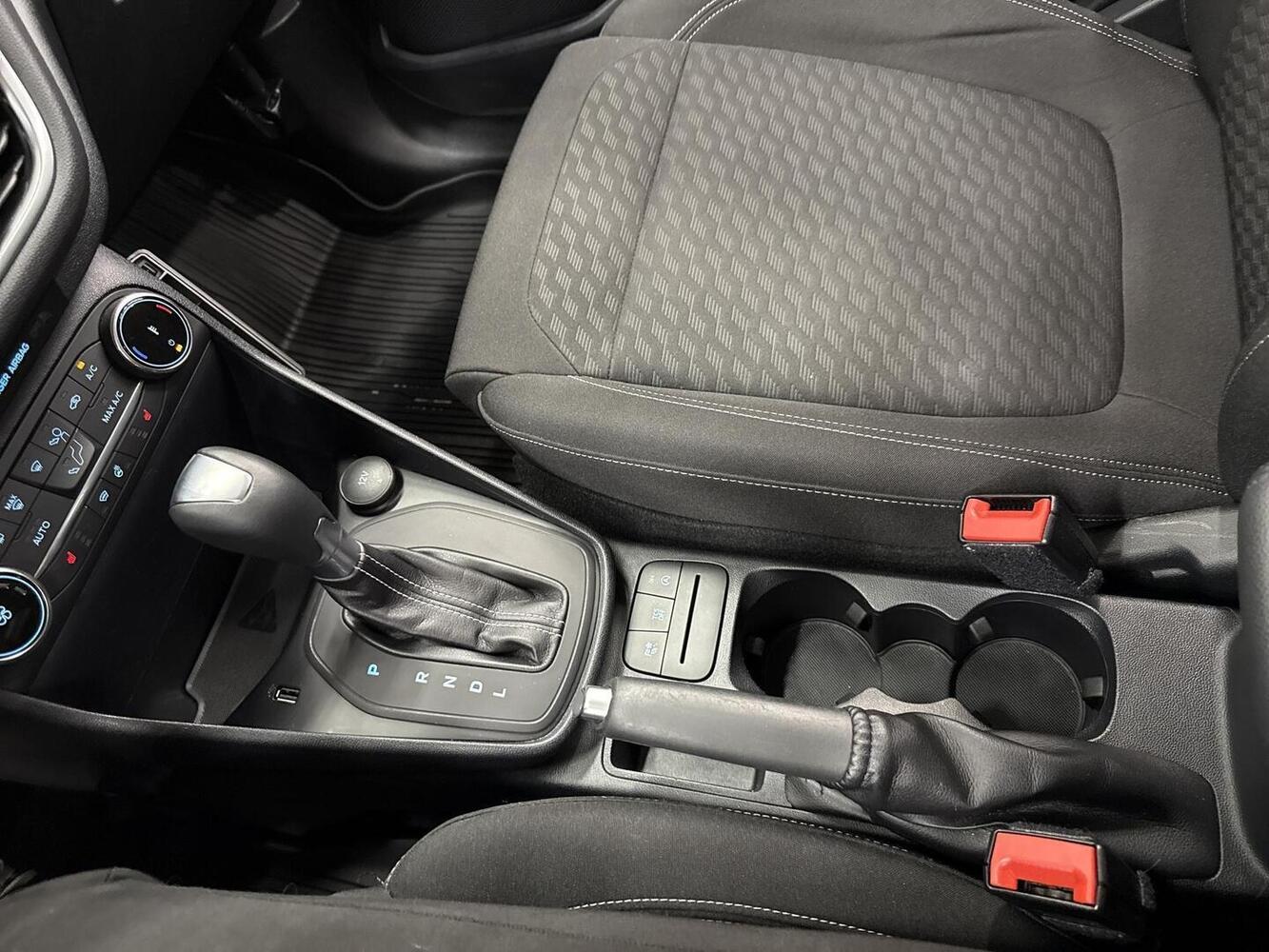 Ford Fiesta vaihtoauto