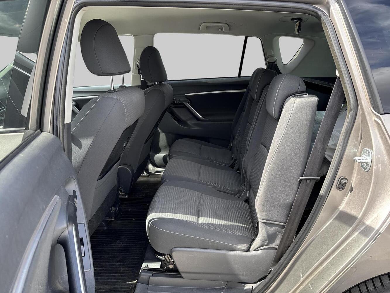 Toyota Verso vaihtoauto