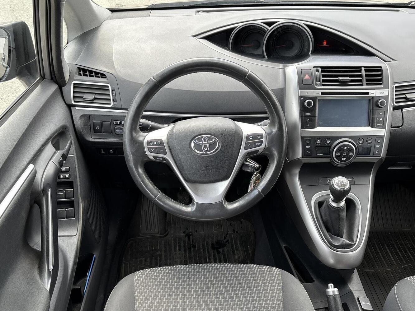 Toyota Verso vaihtoauto