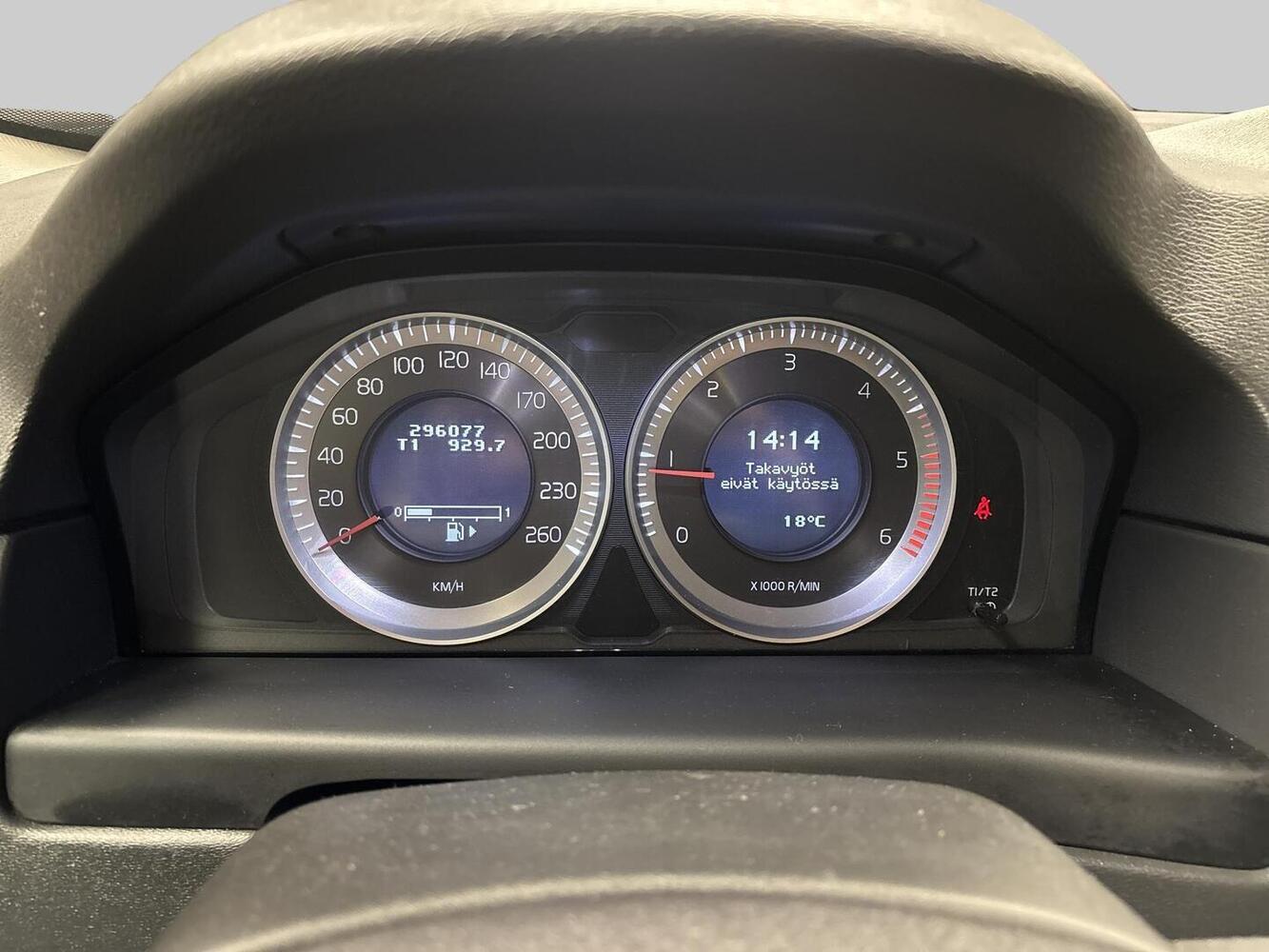 Volvo V70 vaihtoauto