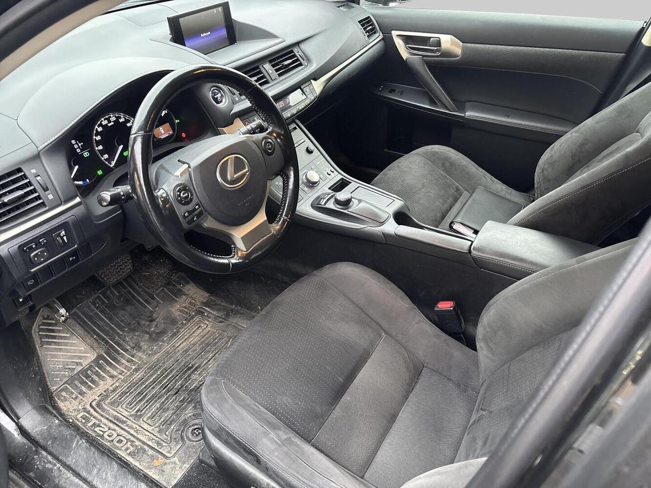 Lexus CT vaihtoauto