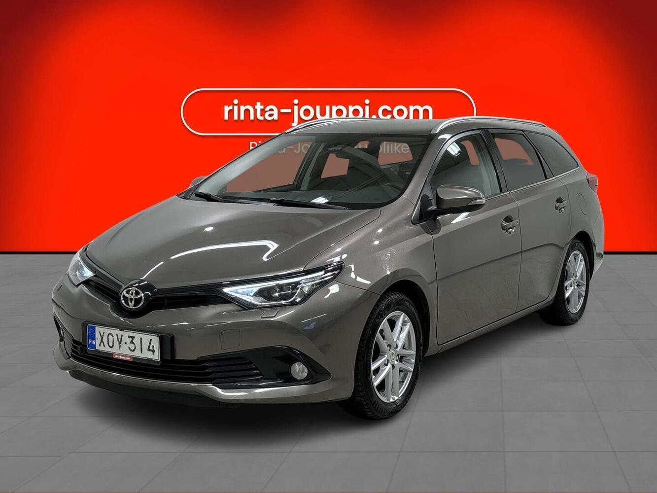 Toyota Auris vaihtoauto