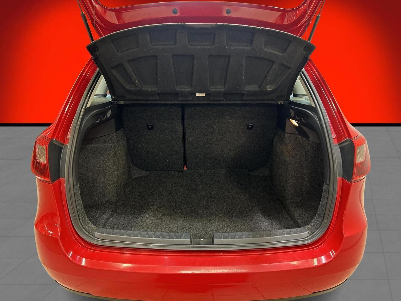SEAT Ibiza ST vaihtoauto
