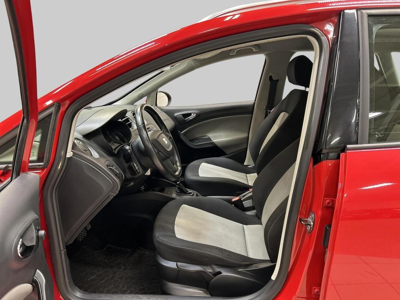 SEAT Ibiza ST vaihtoauto
