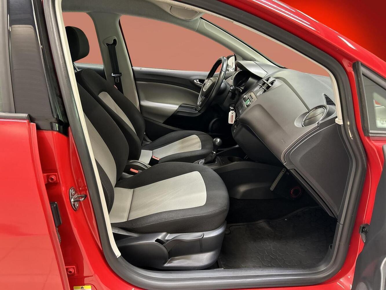 SEAT Ibiza ST vaihtoauto