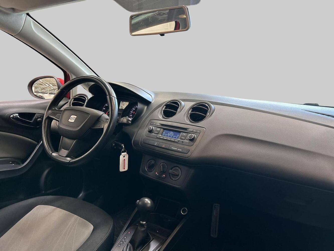 SEAT Ibiza ST vaihtoauto