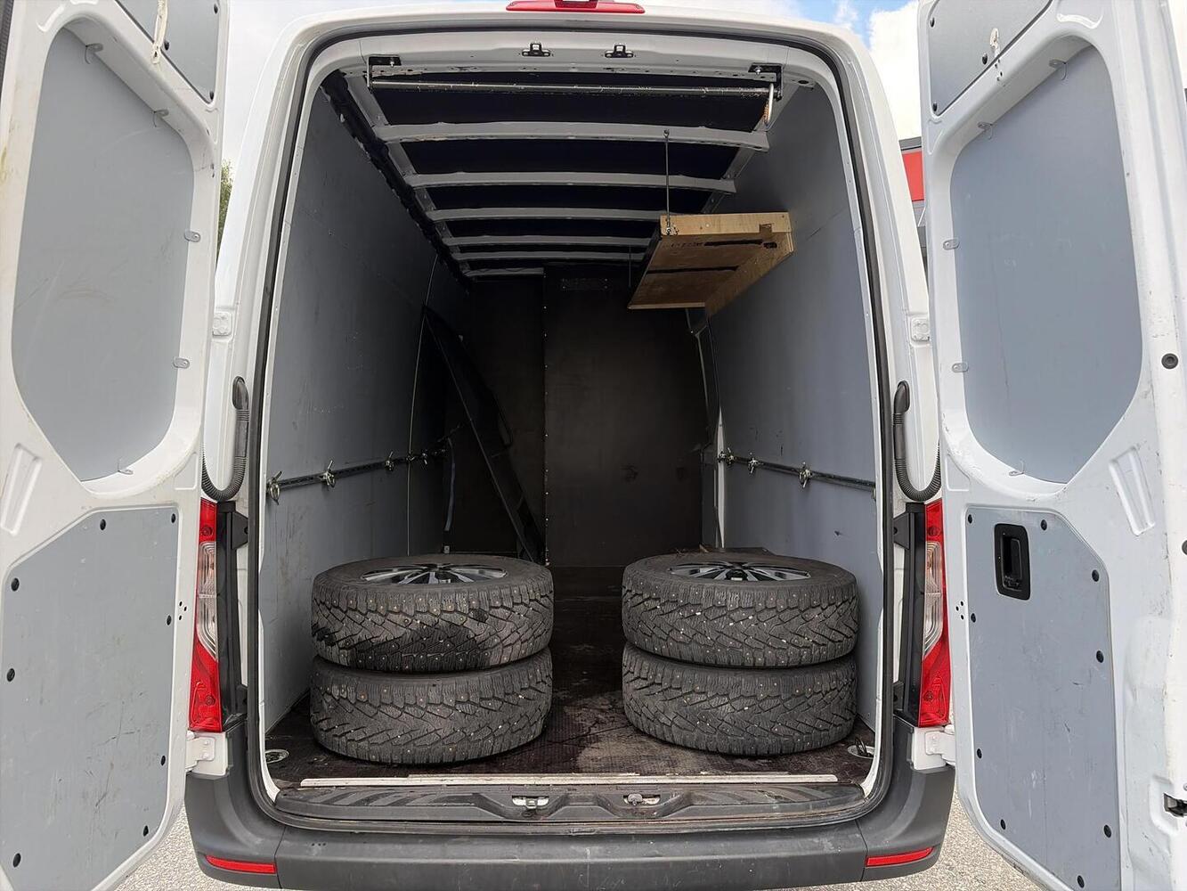 Mercedes-Benz Sprinter vaihtoauto