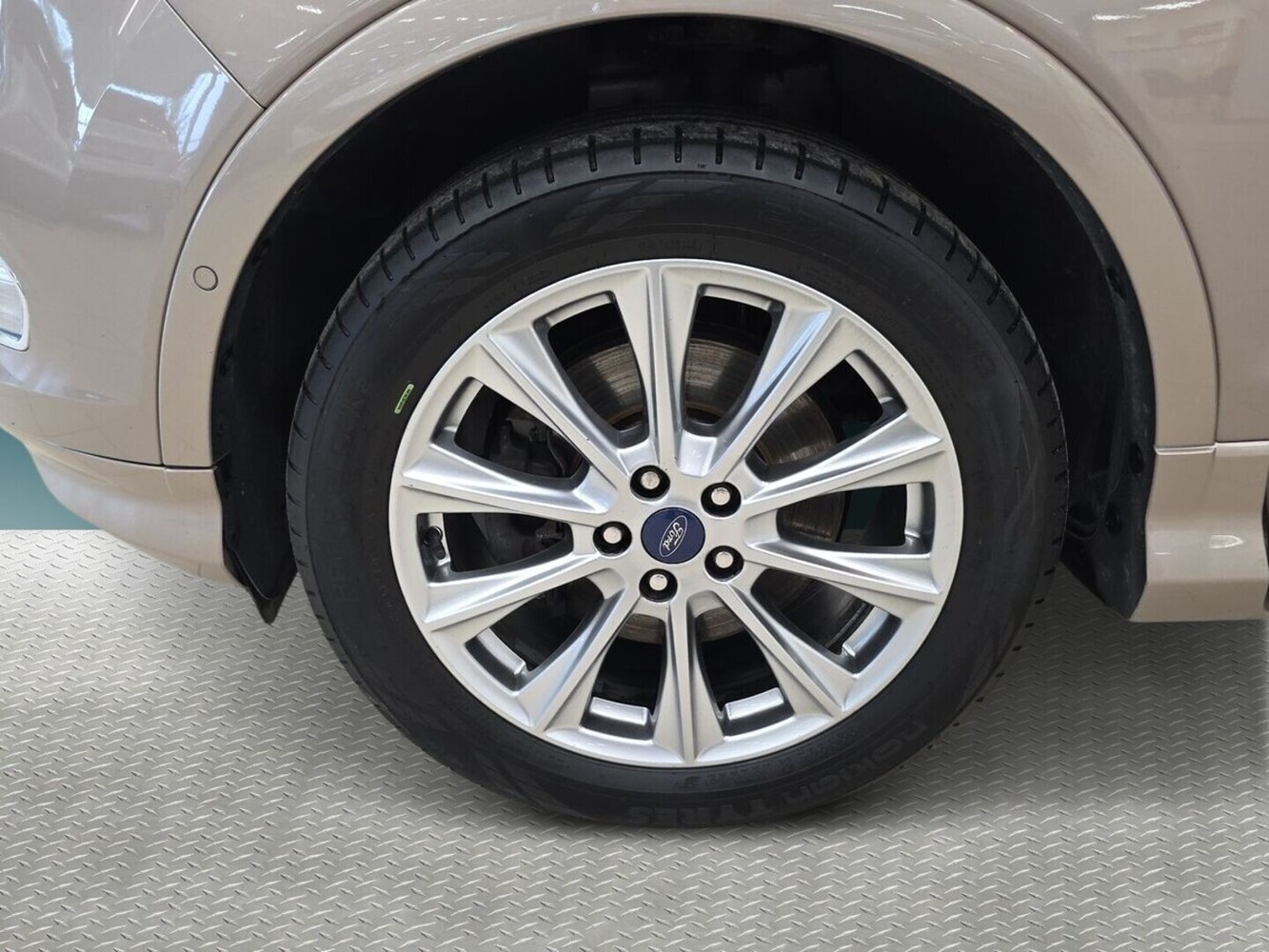 Ford Kuga vaihtoauto