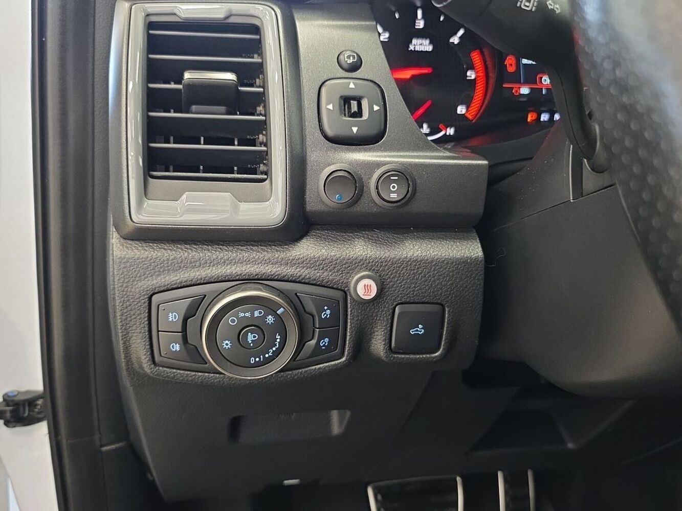 Ford Ranger vaihtoauto