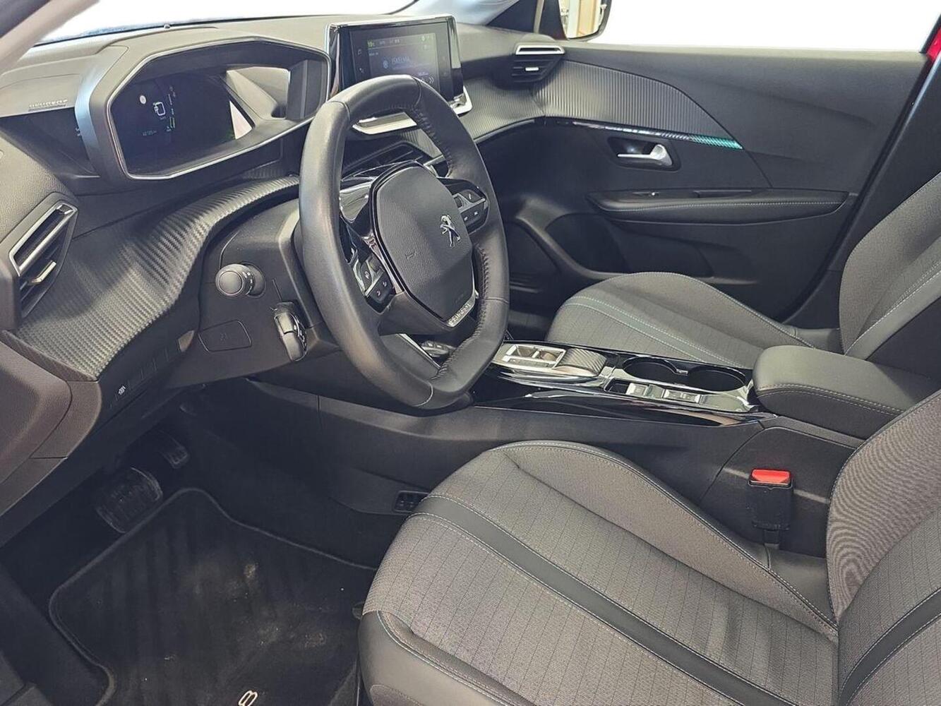 Peugeot e-208 vaihtoauto