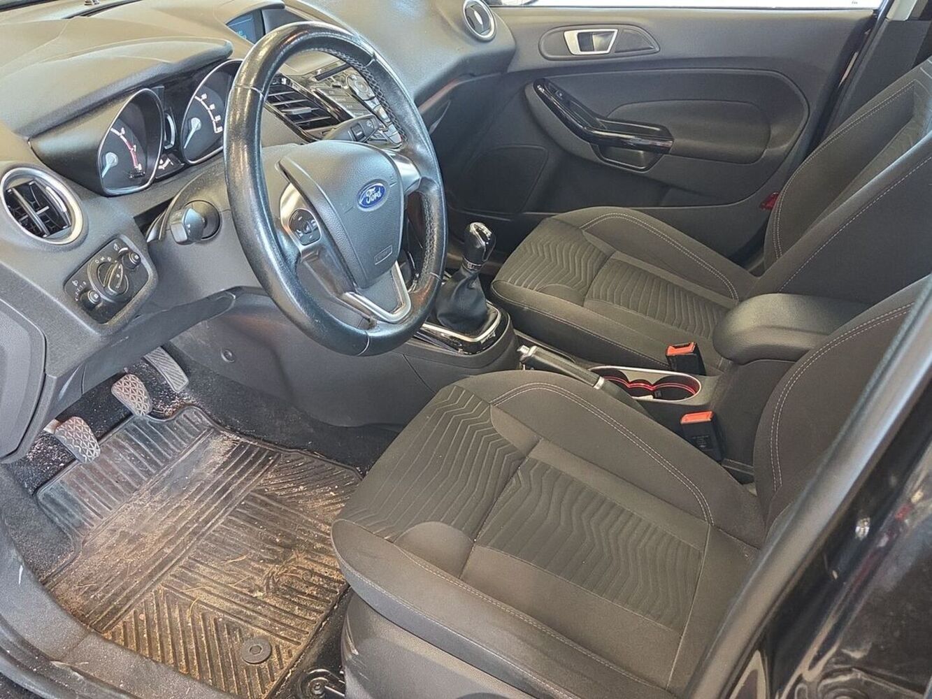 Ford Fiesta vaihtoauto