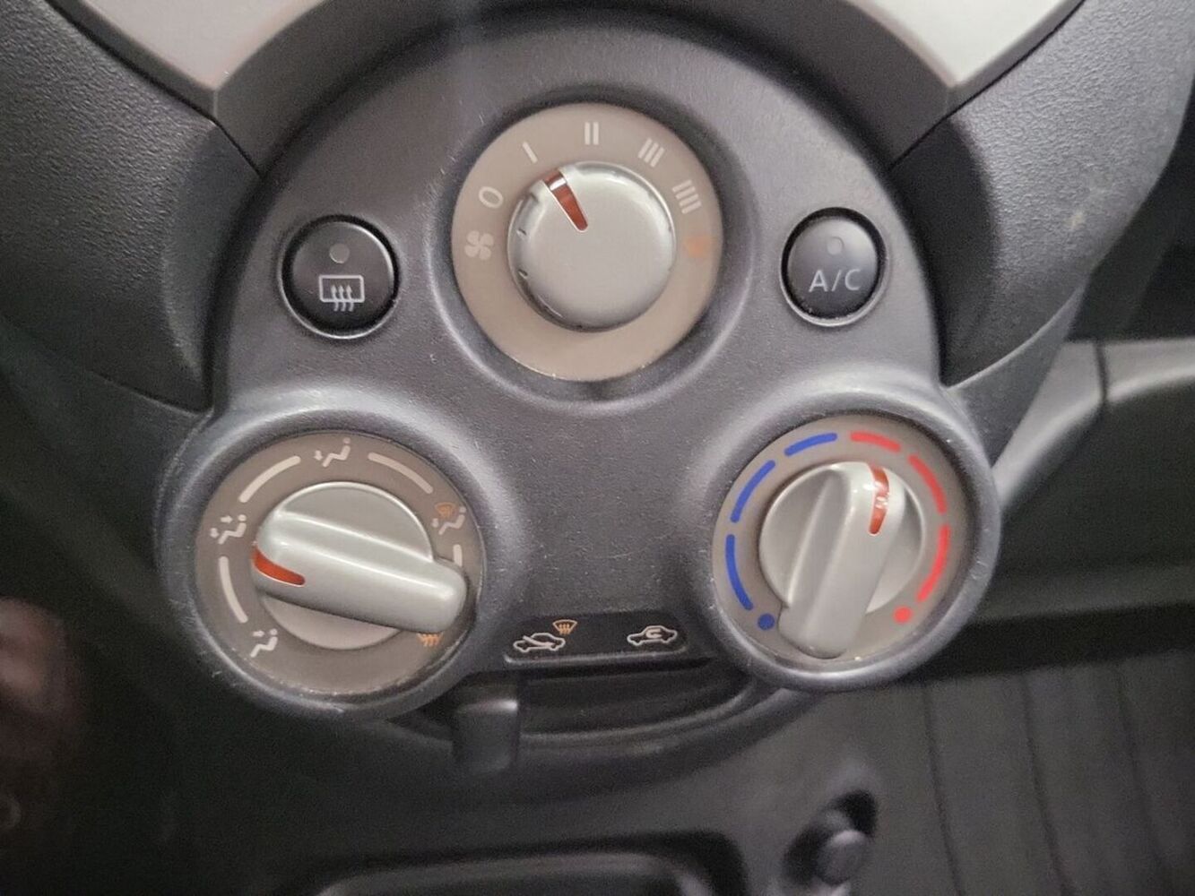 Nissan Micra vaihtoauto