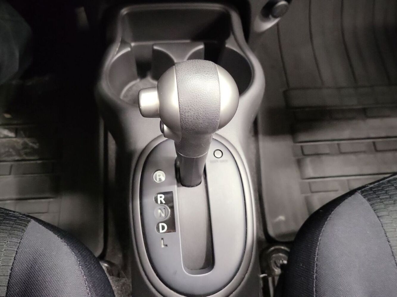 Nissan Micra vaihtoauto