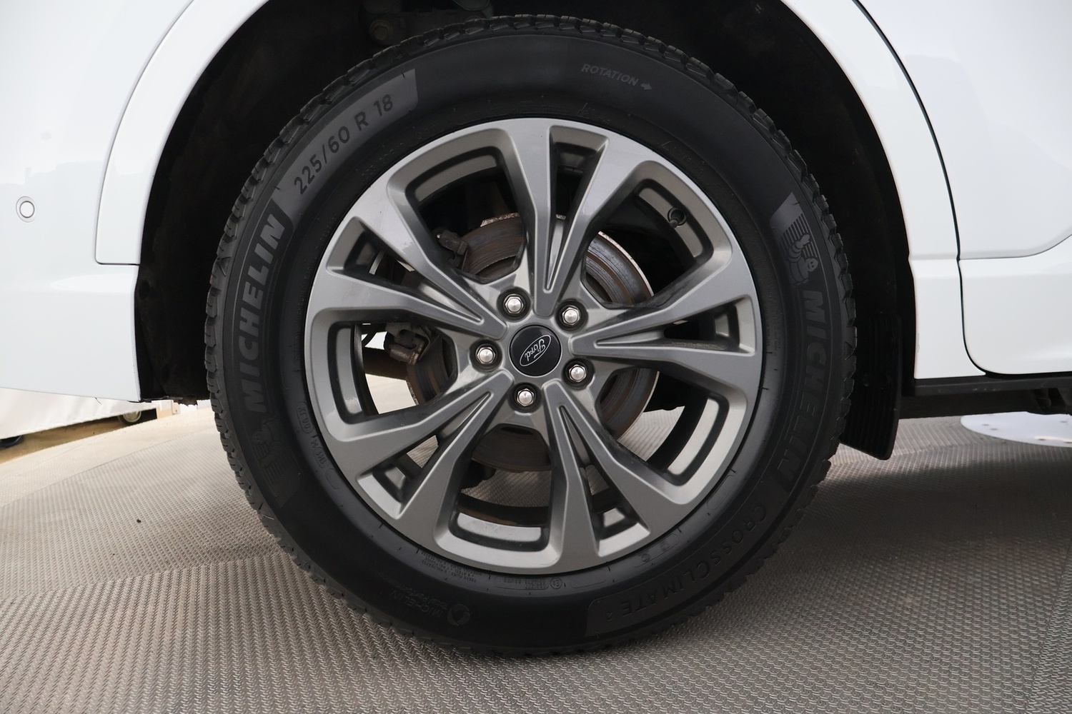 Ford Kuga vaihtoauto
