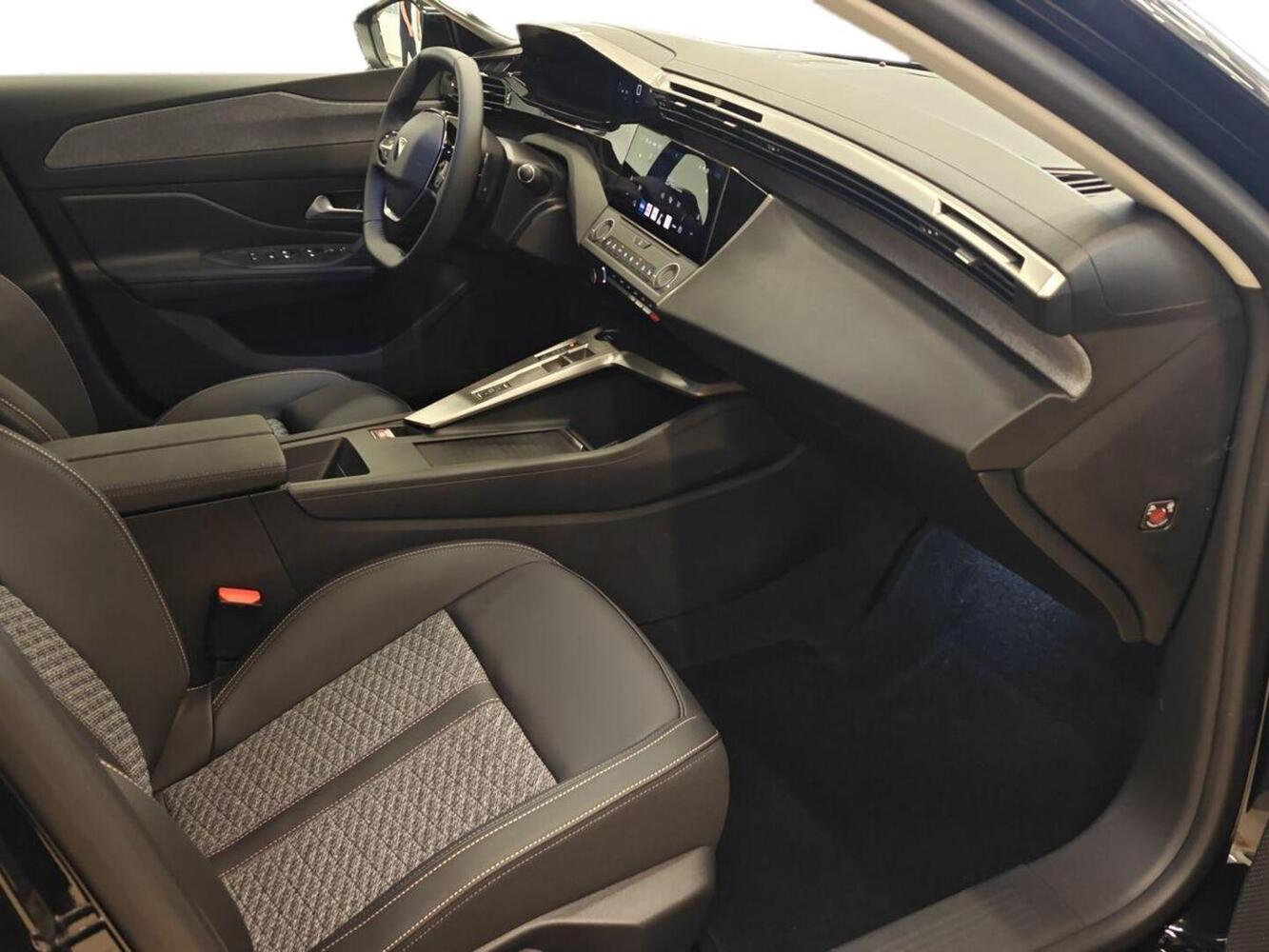 Peugeot 408 vaihtoauto