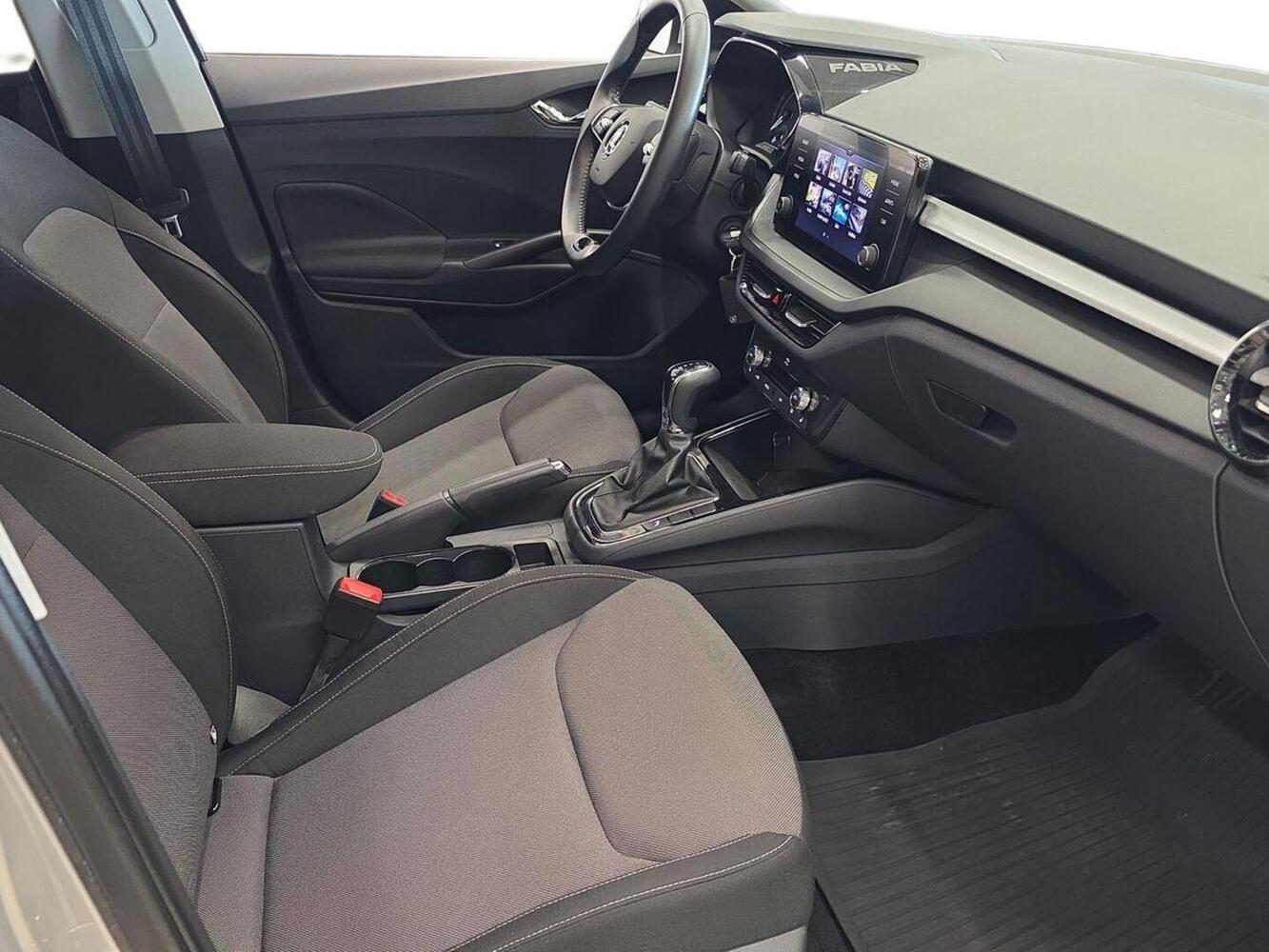 Skoda Fabia vaihtoauto