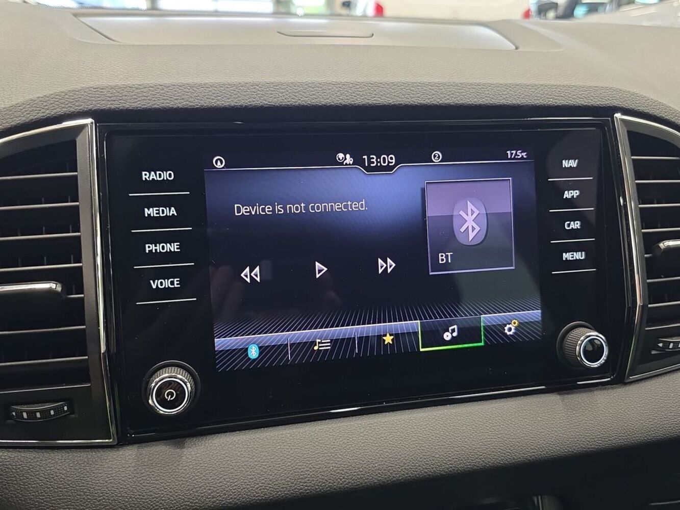 Skoda Karoq vaihtoauto