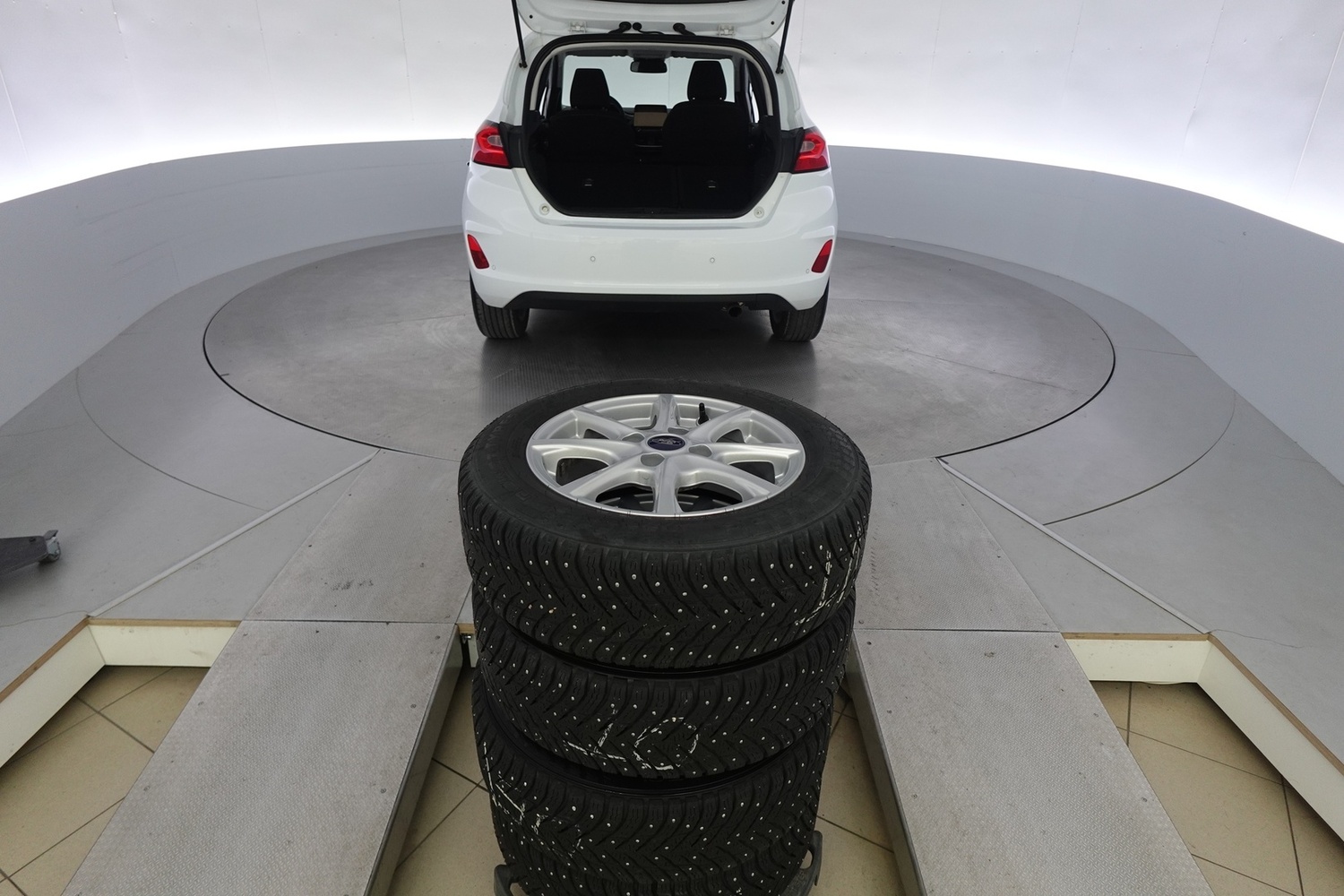 Ford Fiesta vaihtoauto