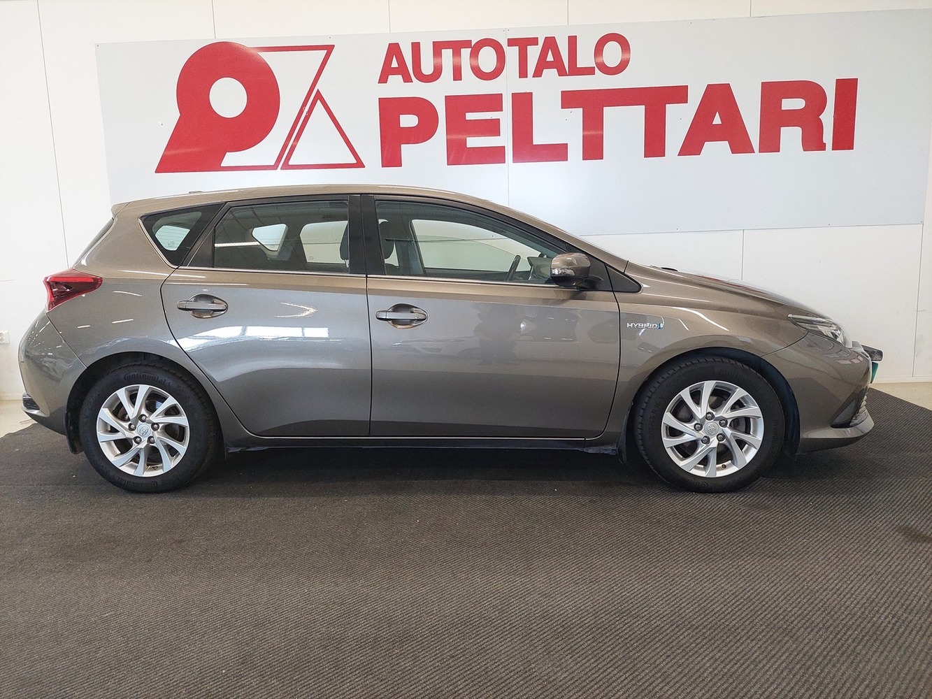 Toyota Auris vaihtoauto