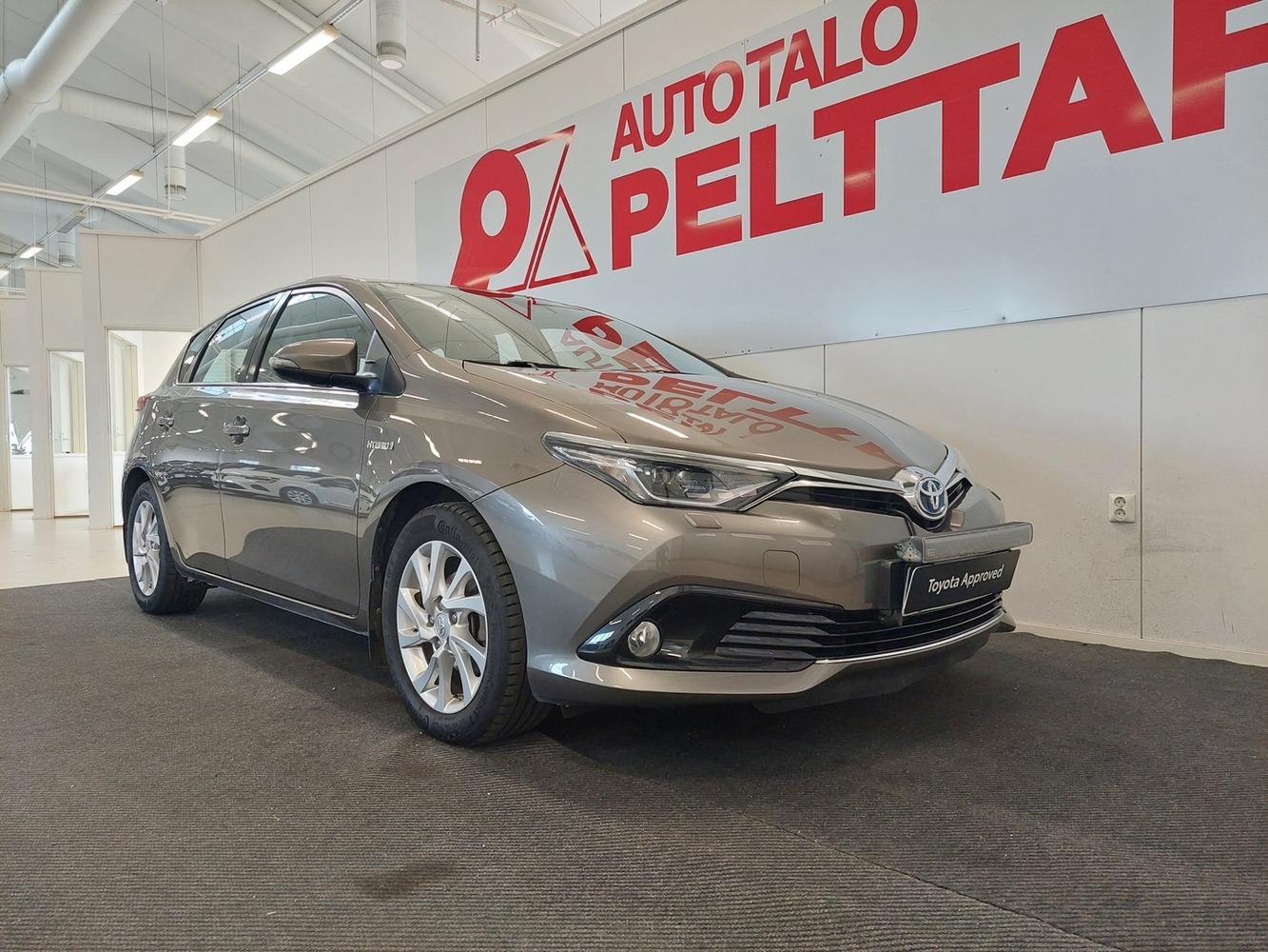 Toyota Auris vaihtoauto