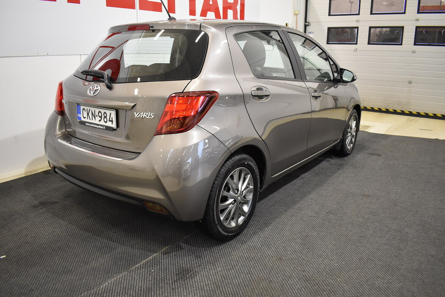 Toyota Yaris vaihtoauto
