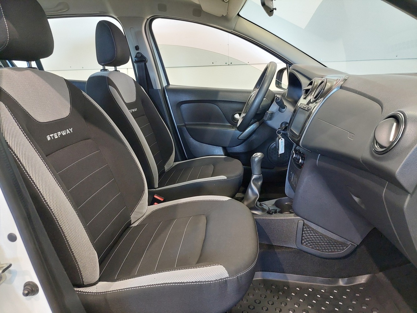 Dacia Sandero vaihtoauto