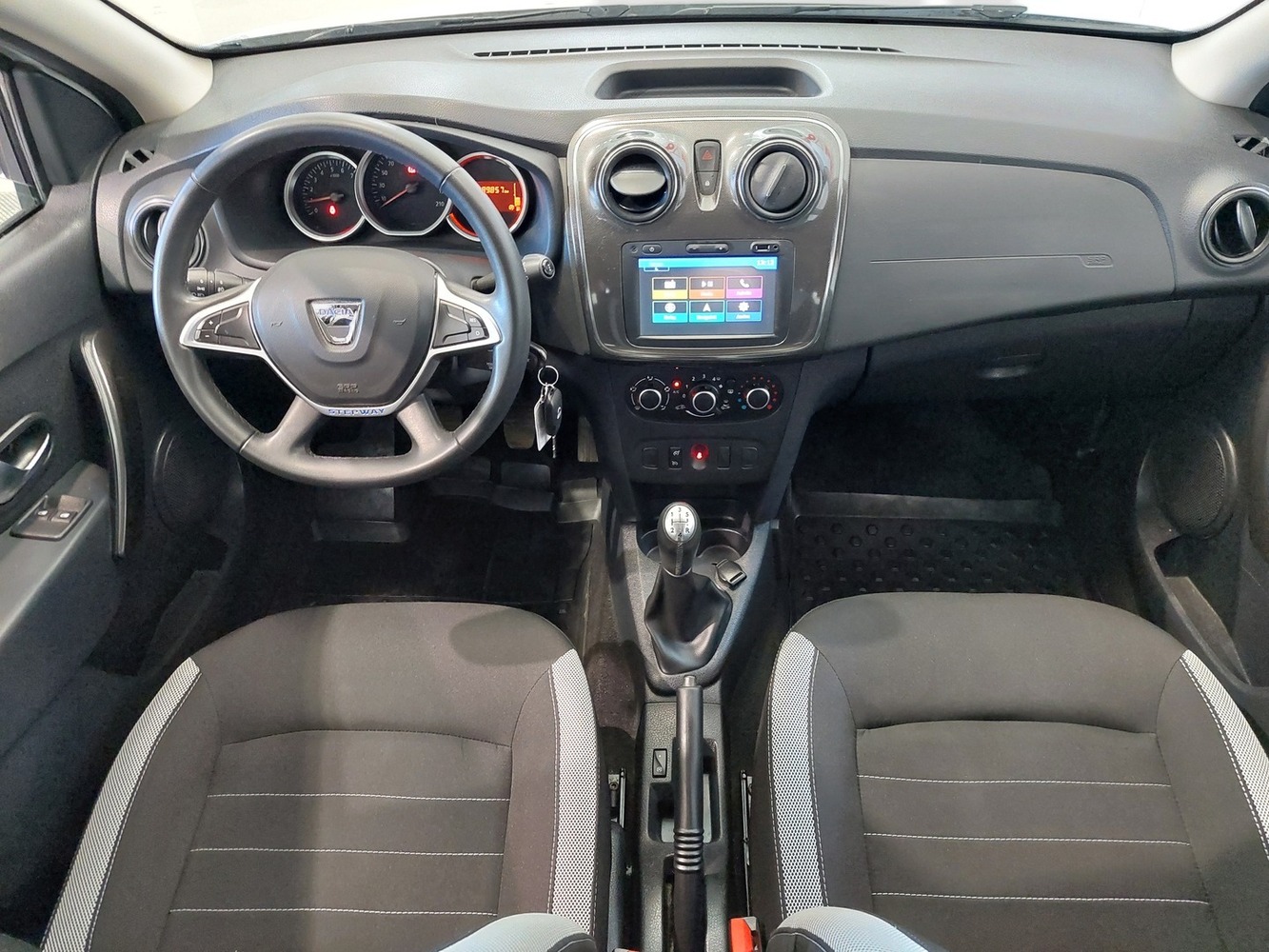 Dacia Sandero vaihtoauto