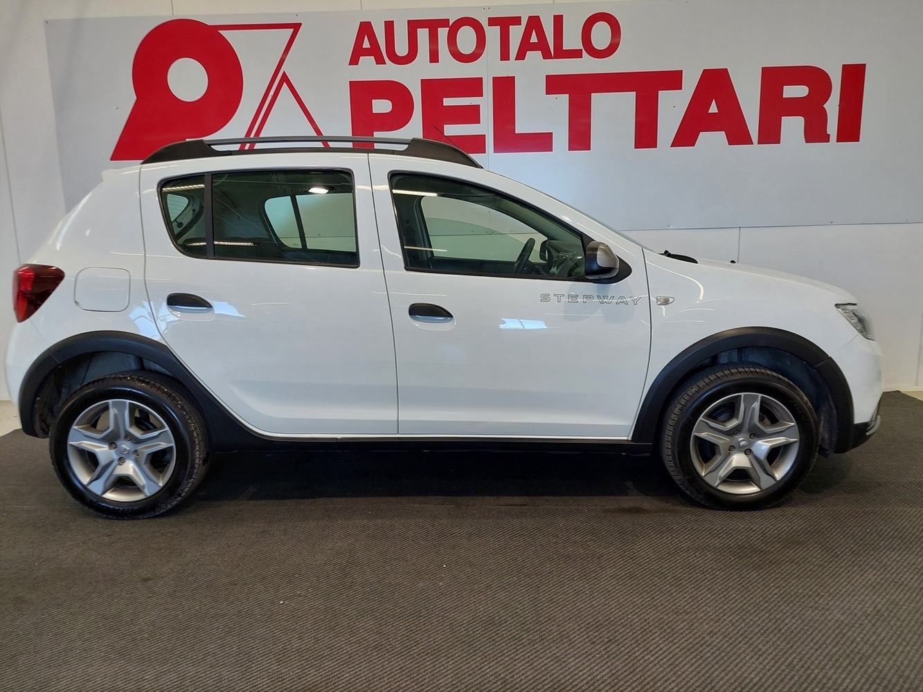 Dacia Sandero vaihtoauto