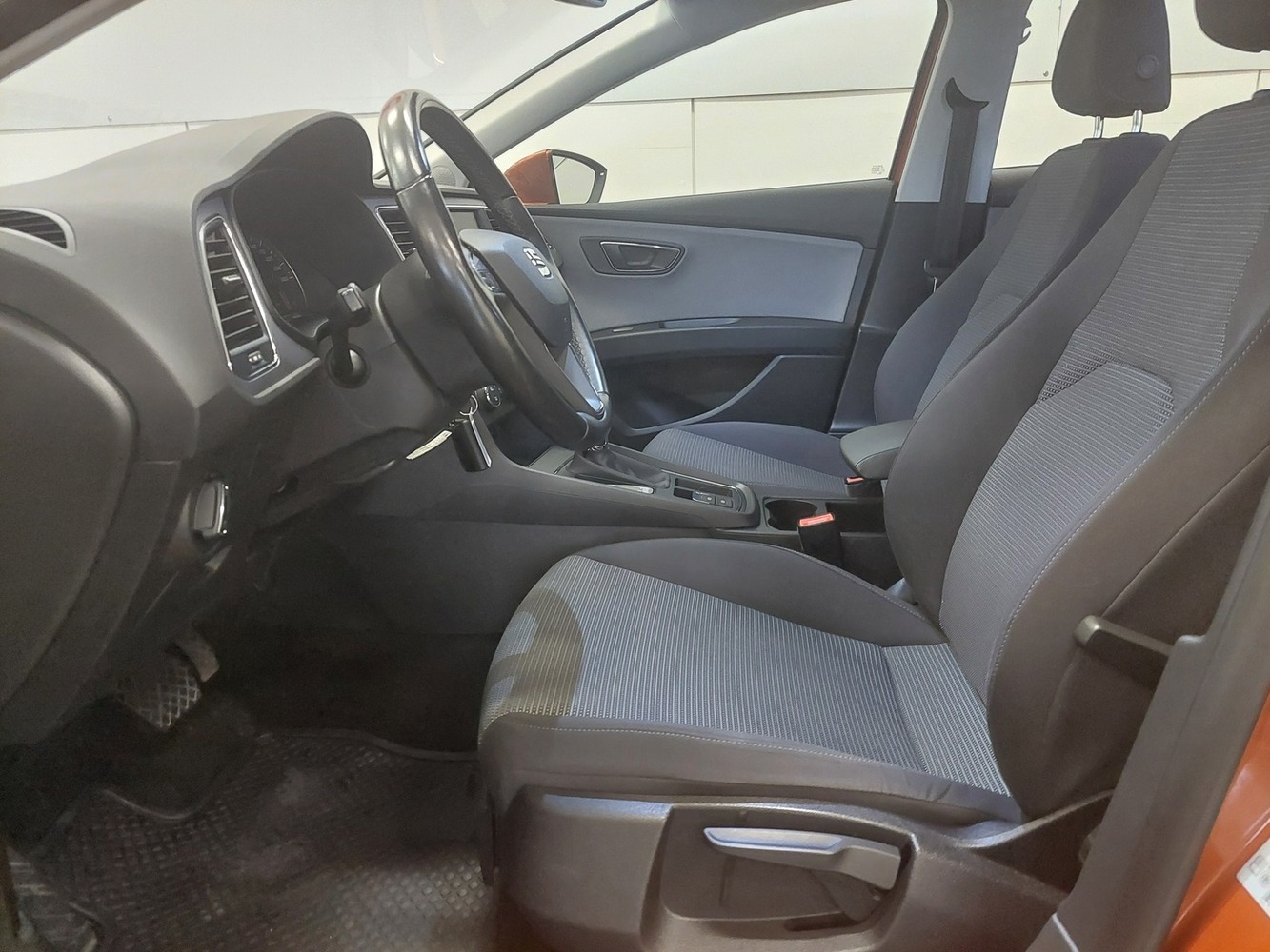 SEAT Leon ST vaihtoauto
