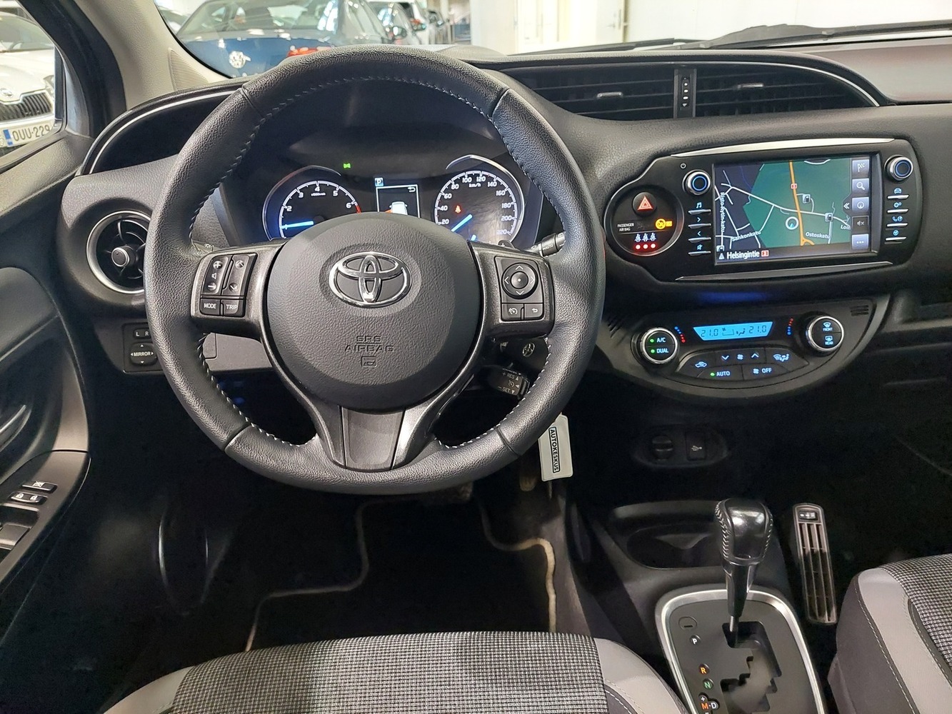 Toyota Yaris vaihtoauto