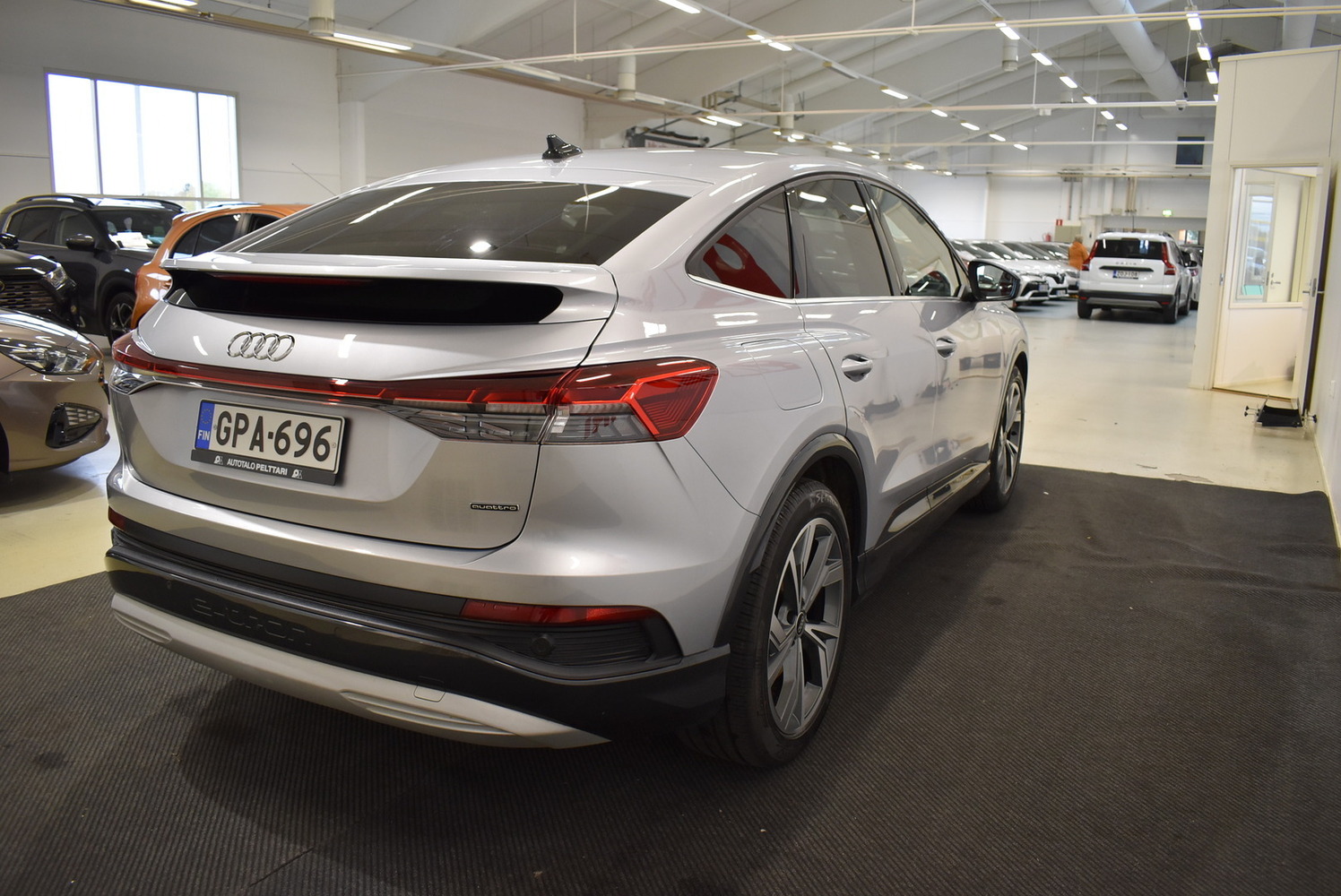 Audi Q4 e-tron vaihtoauto
