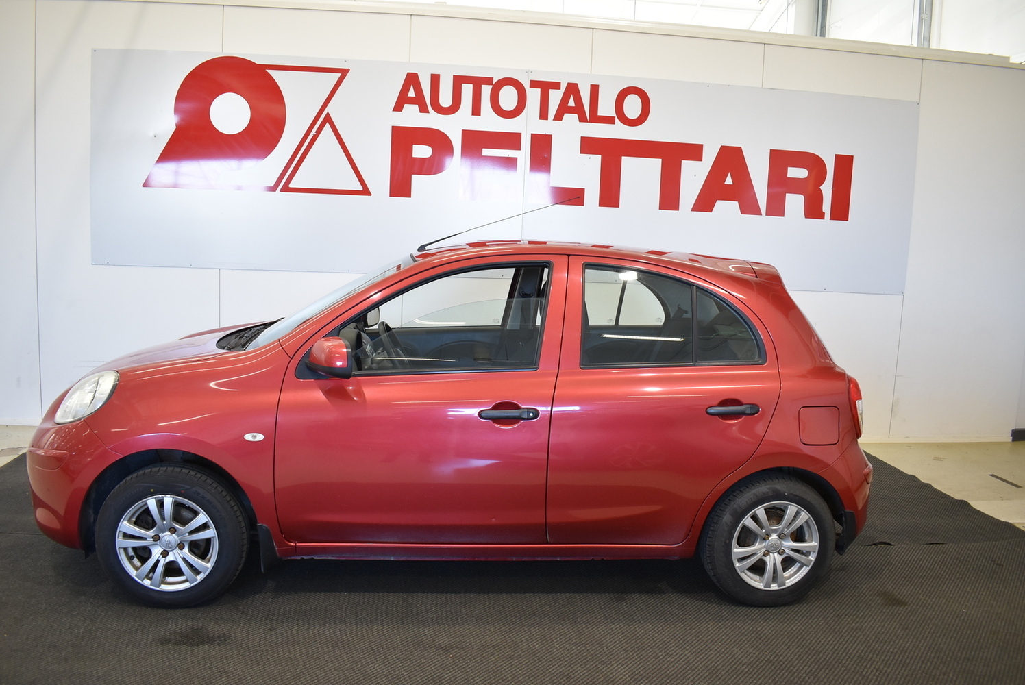 Nissan Micra vaihtoauto