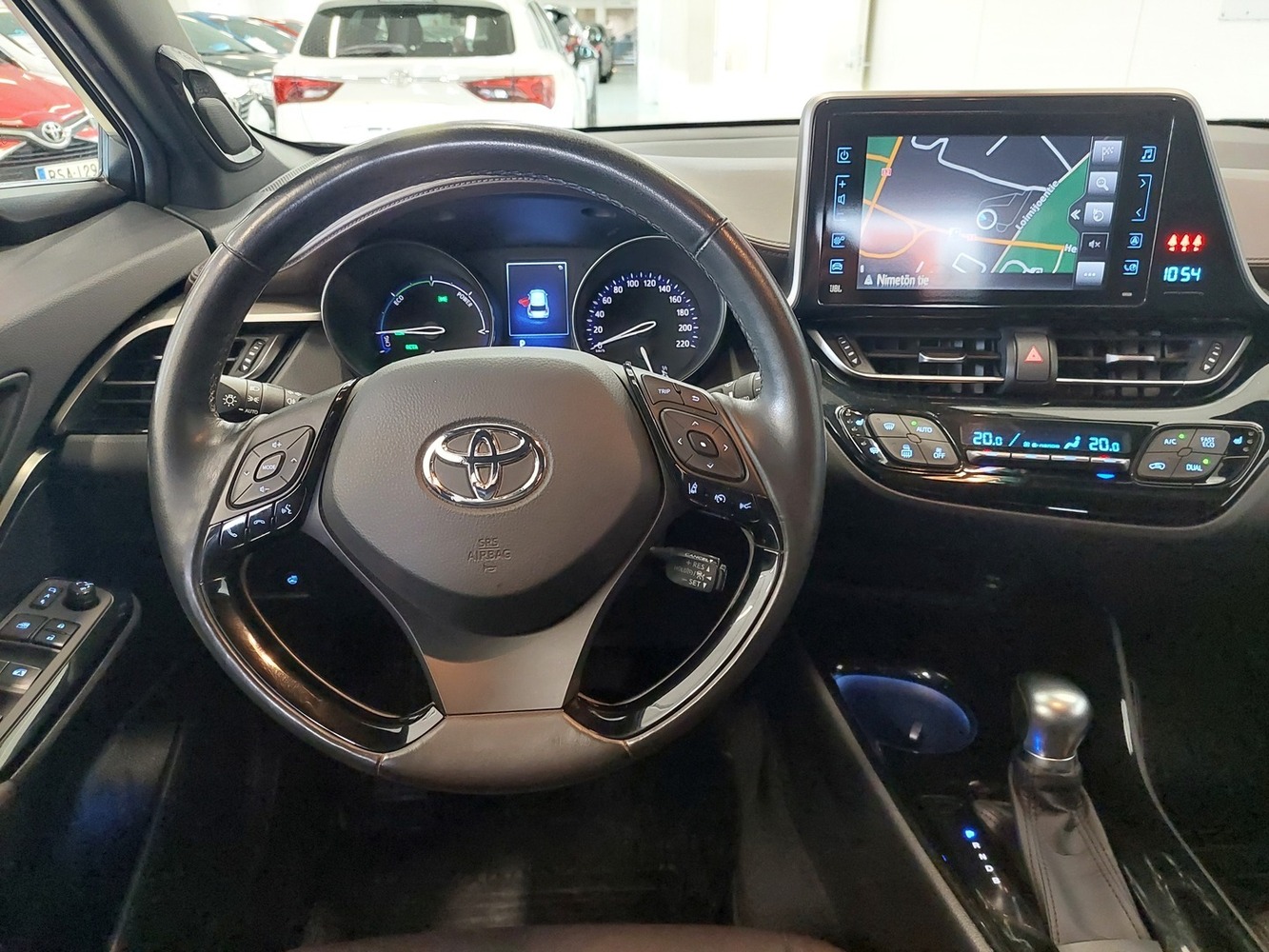 Toyota C-HR vaihtoauto