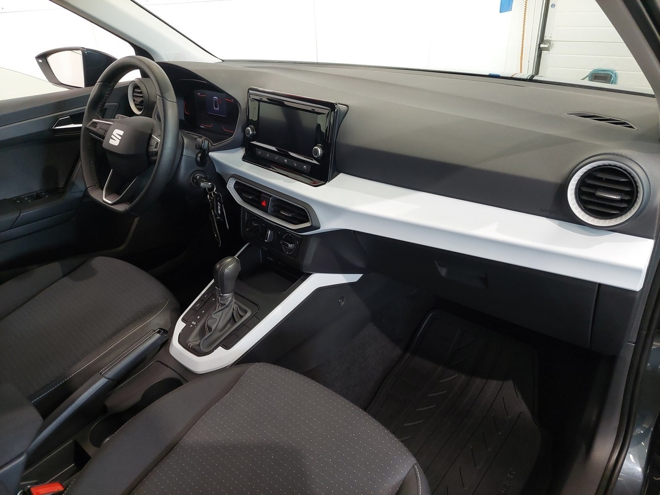 SEAT Arona vaihtoauto