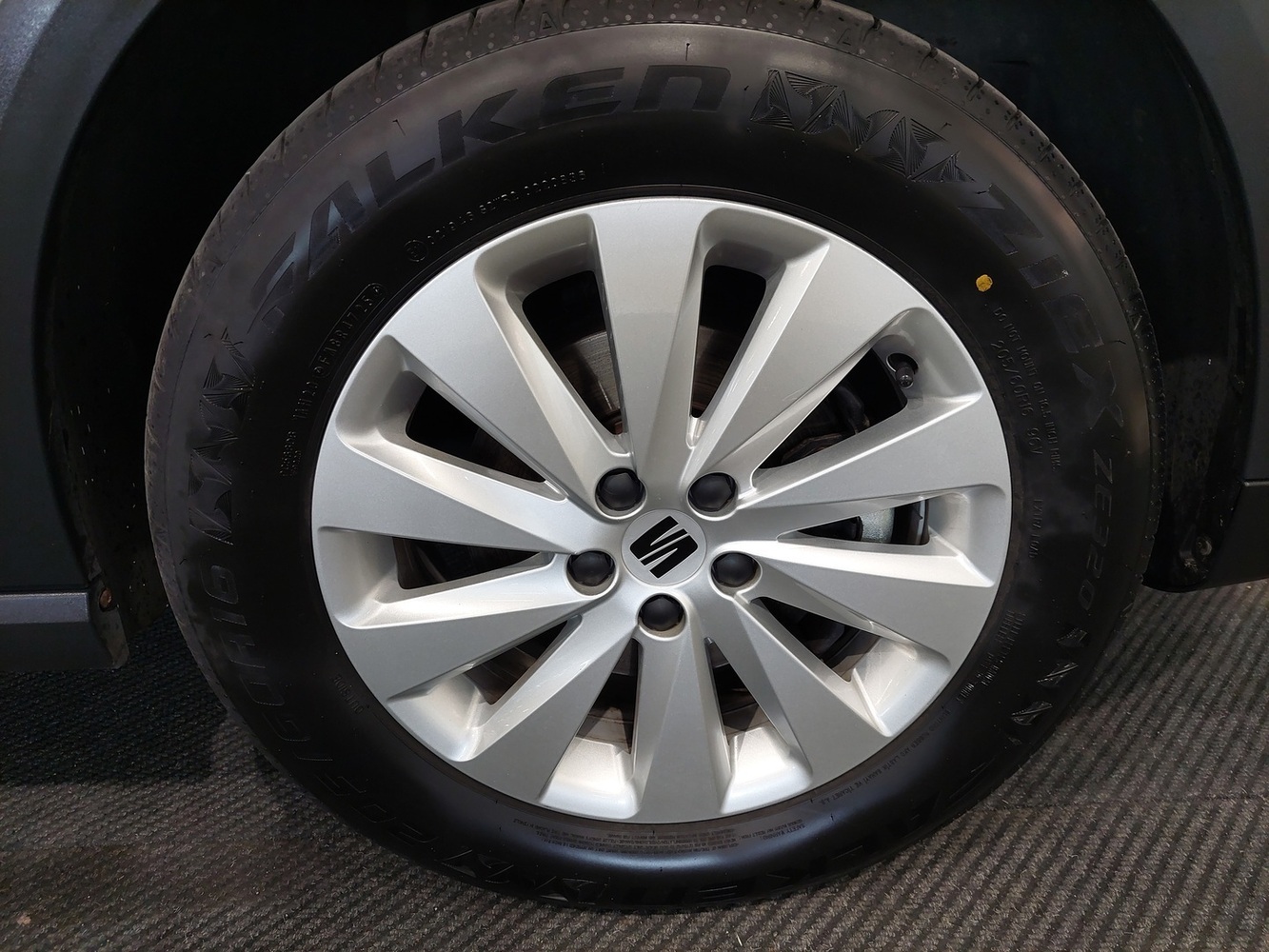 SEAT Arona vaihtoauto