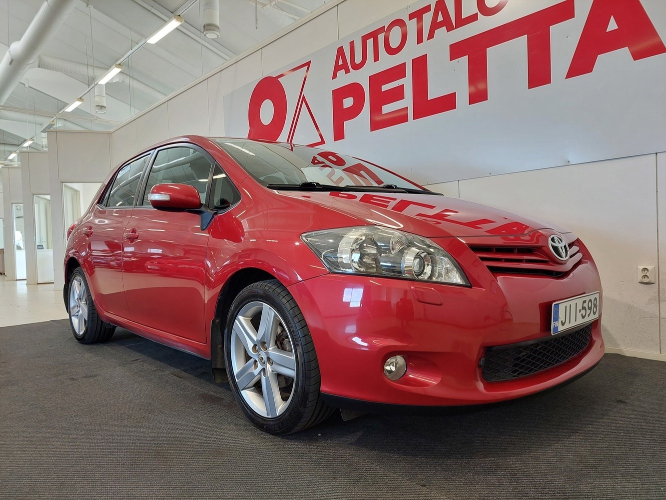 Toyota Auris vaihtoauto