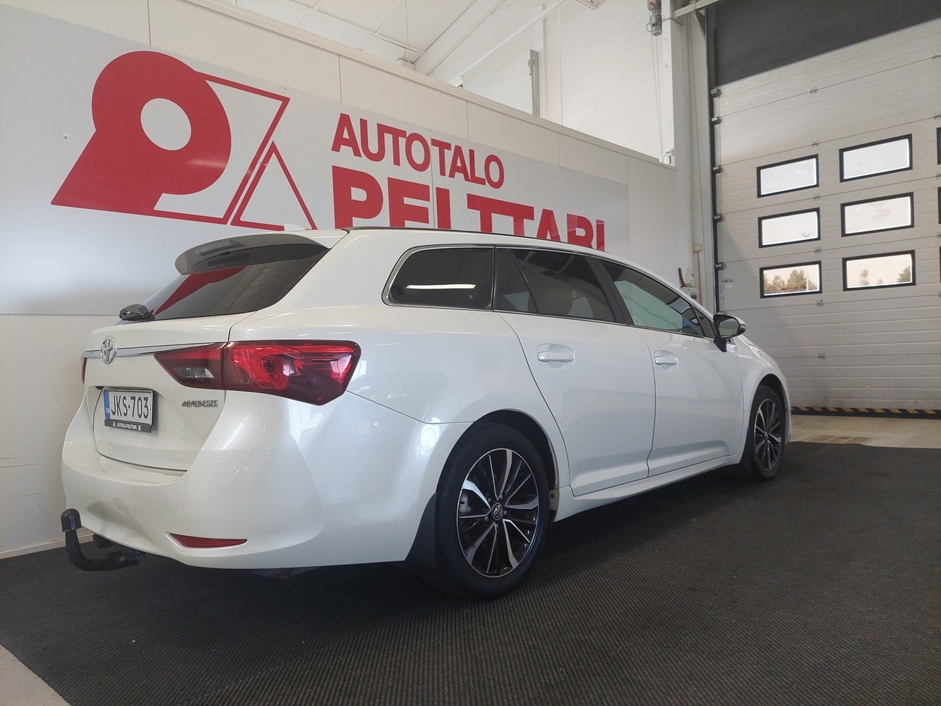 Toyota Avensis vaihtoauto