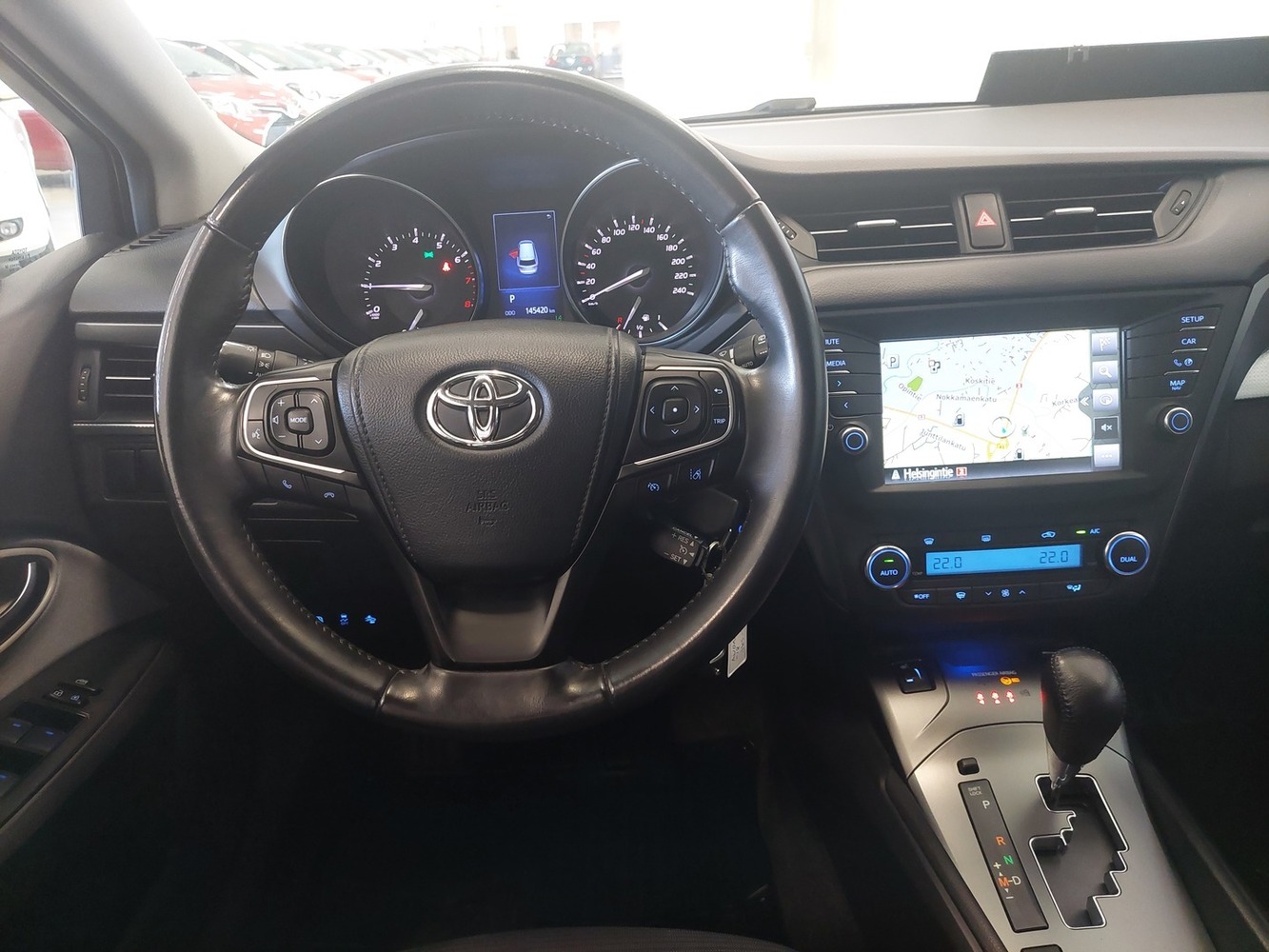Toyota Avensis vaihtoauto
