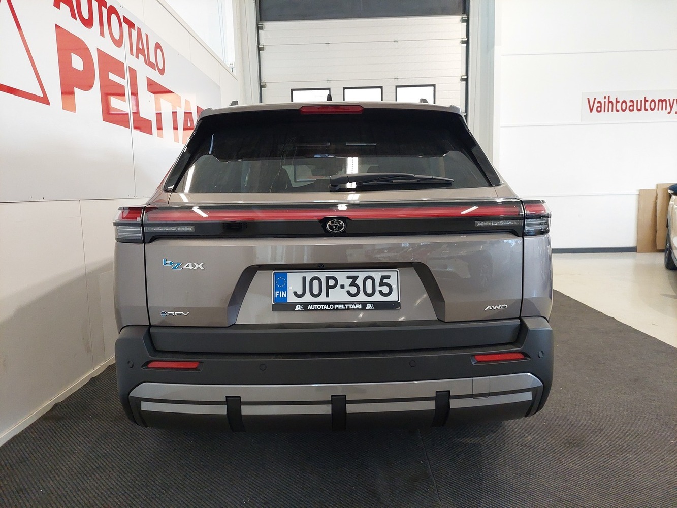 Toyota bZ4X Touring vaihtoauto