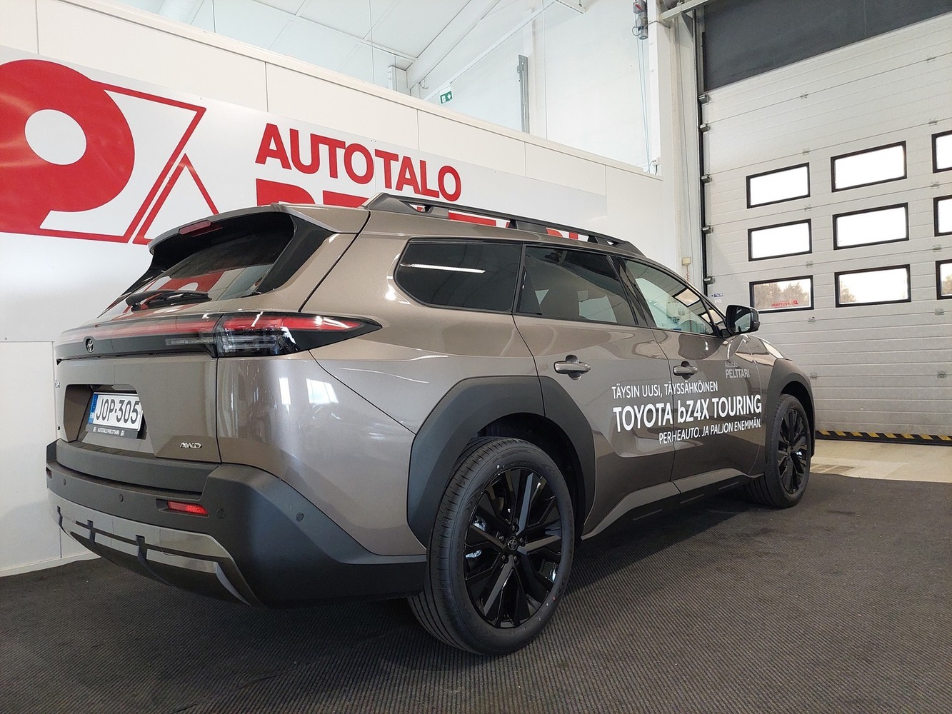 Toyota bZ4X Touring vaihtoauto