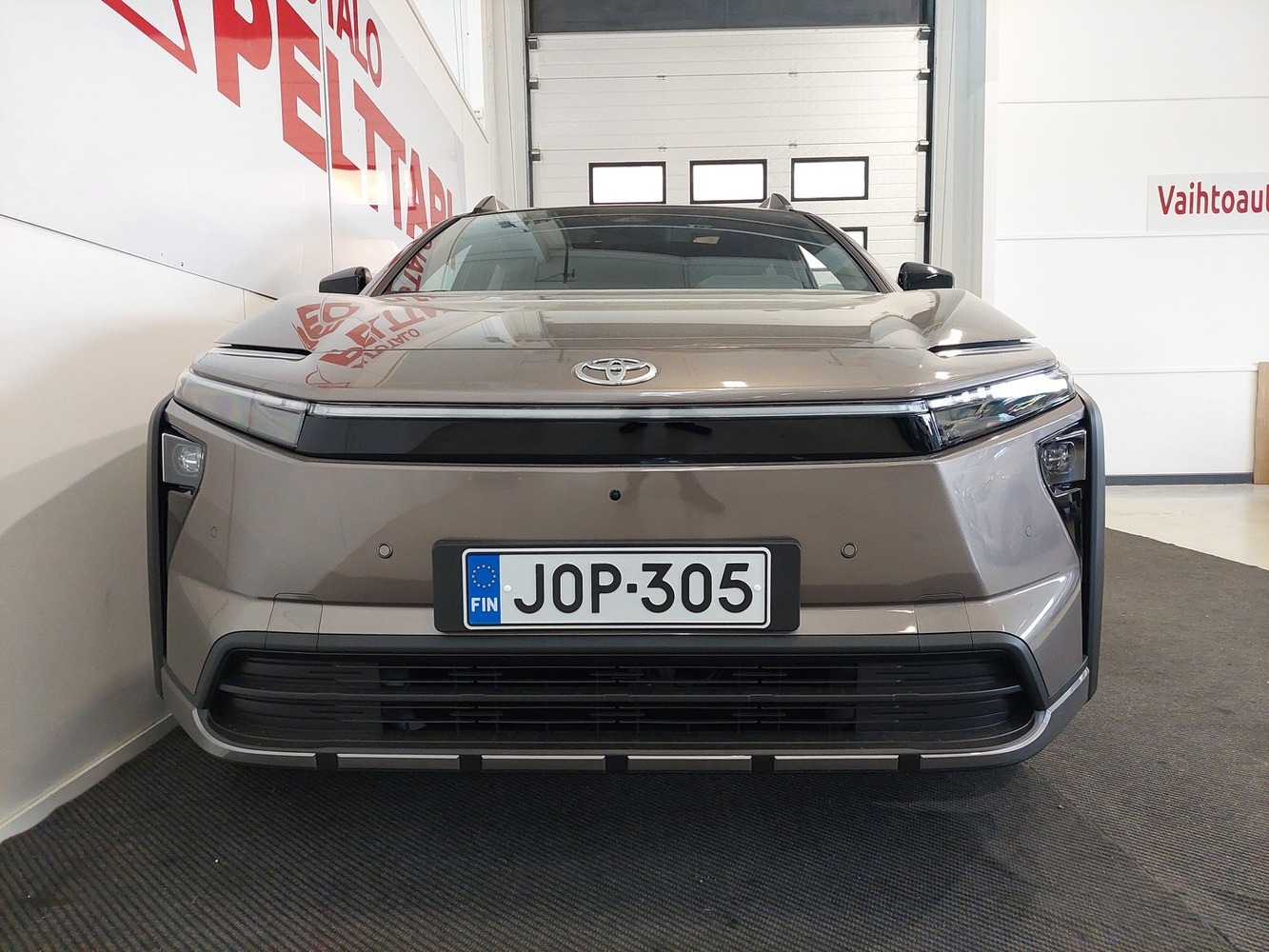 Toyota bZ4X Touring vaihtoauto