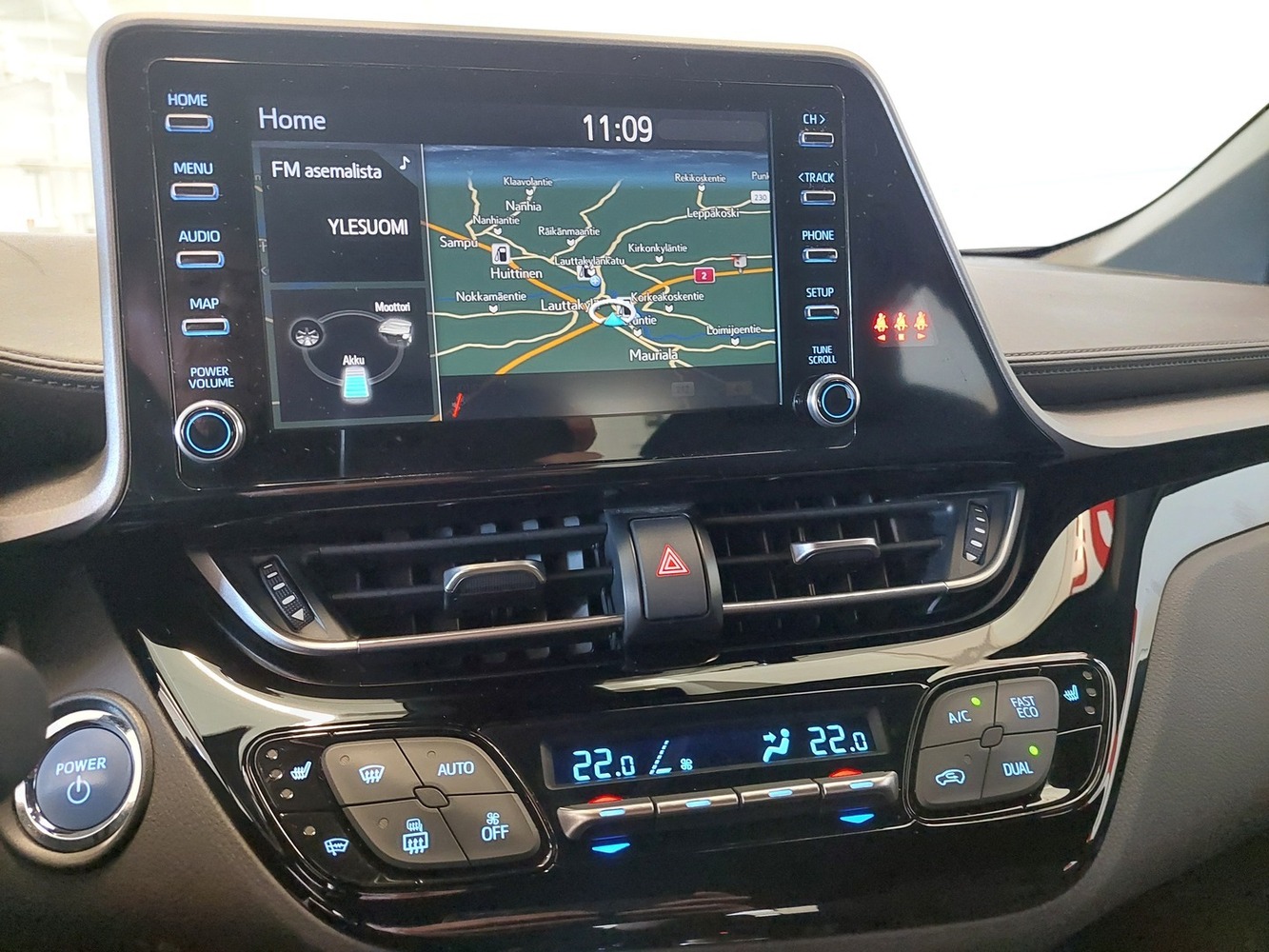 Toyota C-HR vaihtoauto